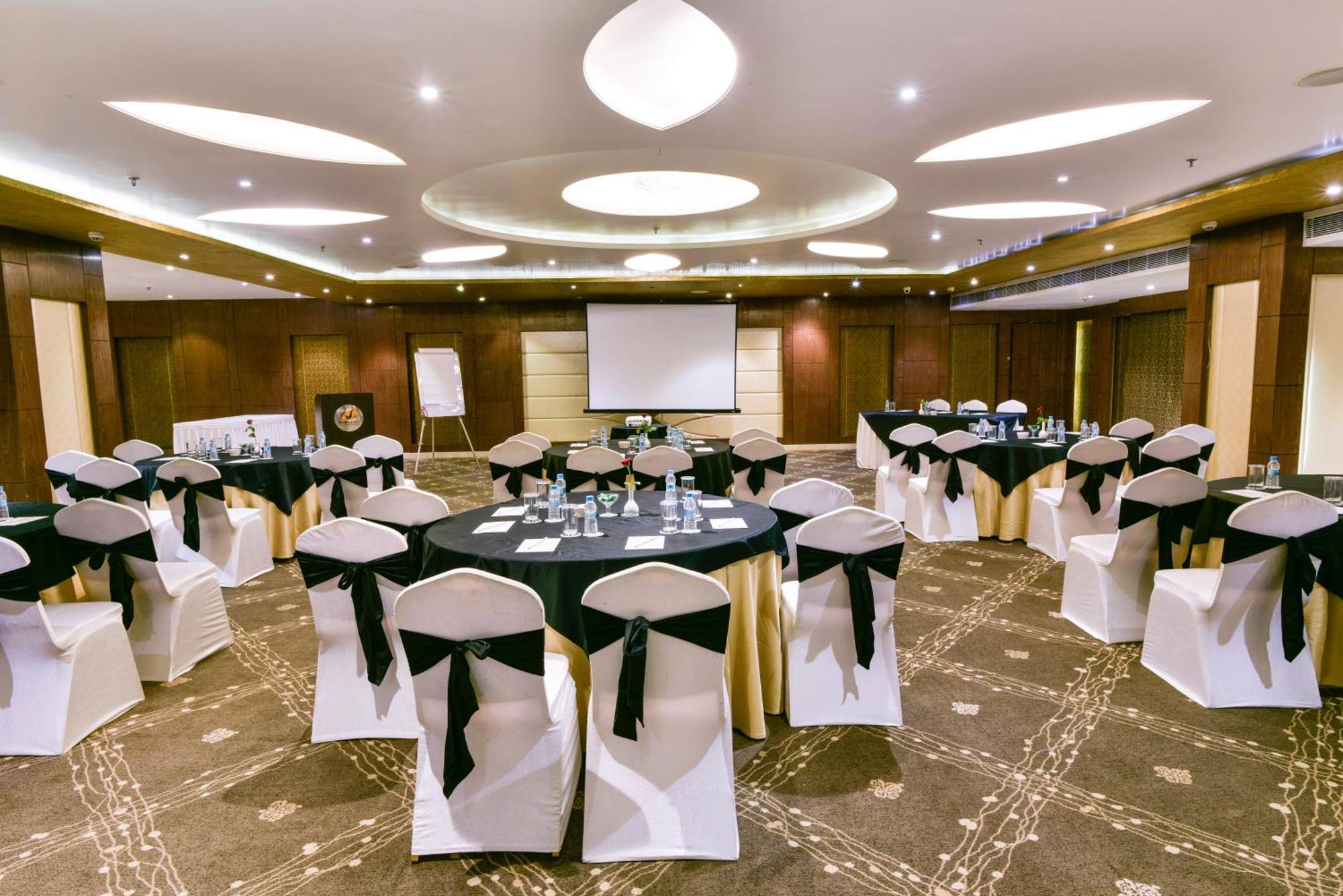 Hotel Renest