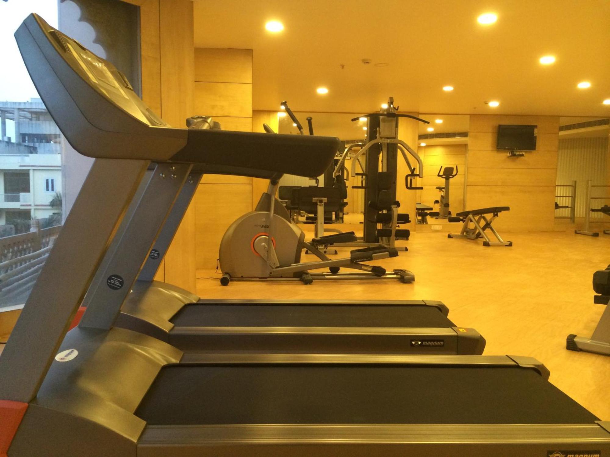 Hotel Golden Tulip 5*