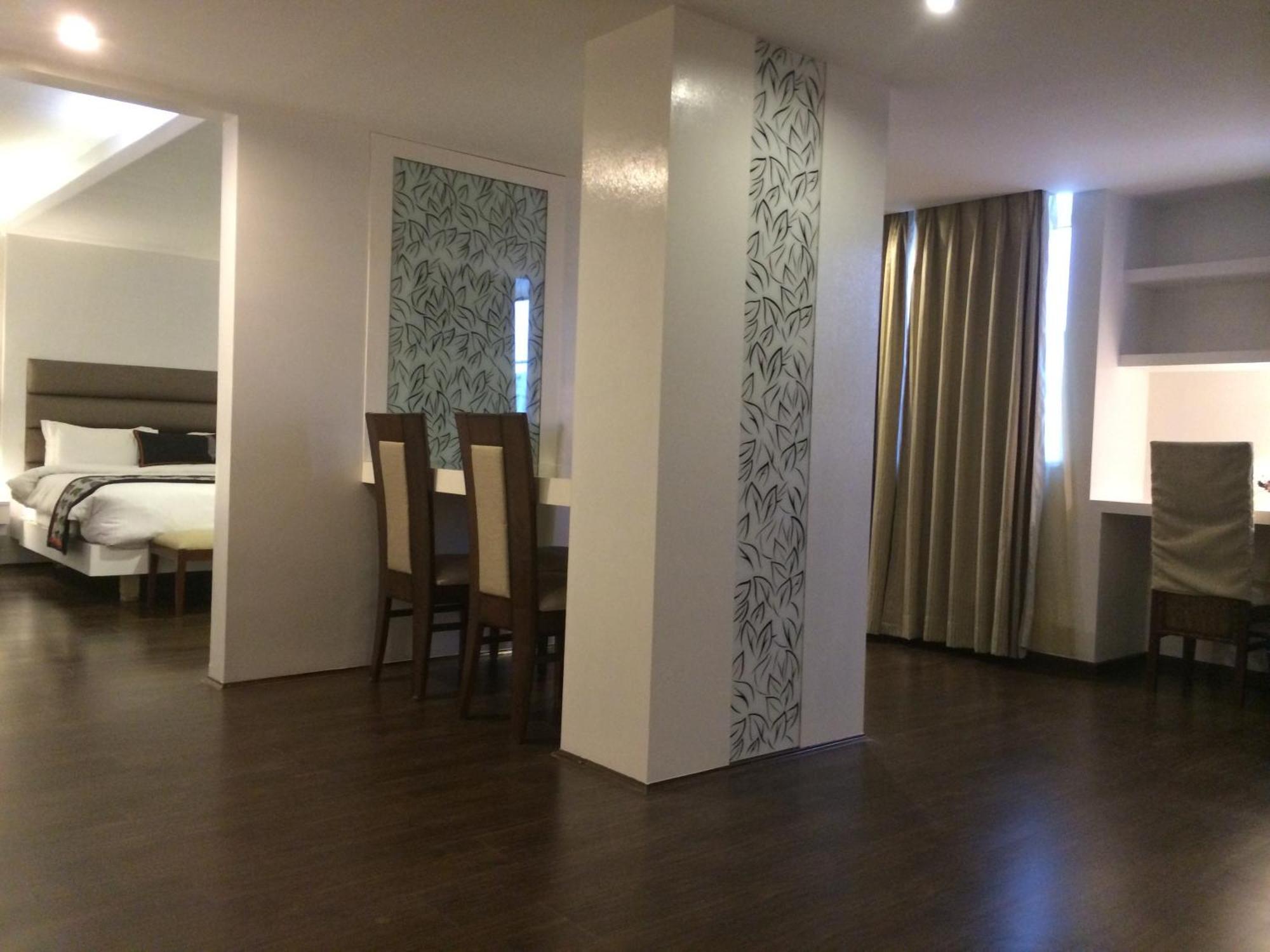Golden Tulip Hotel 5*