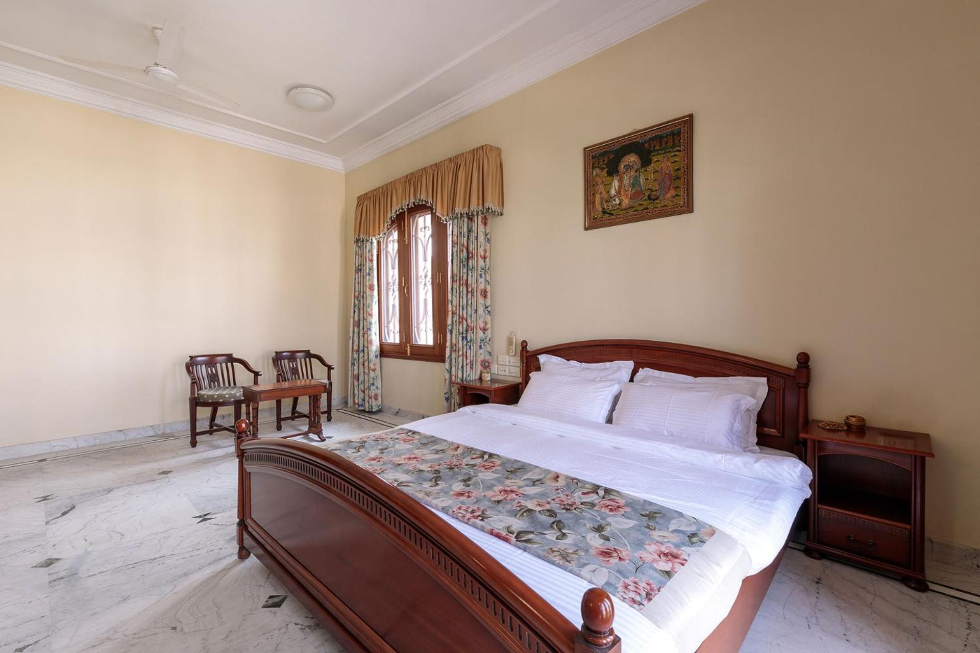 Stayvista's Krishnalaya Mansion: Luxurious Retreat With Indoor Pool & Leisure Amenities Jaipur