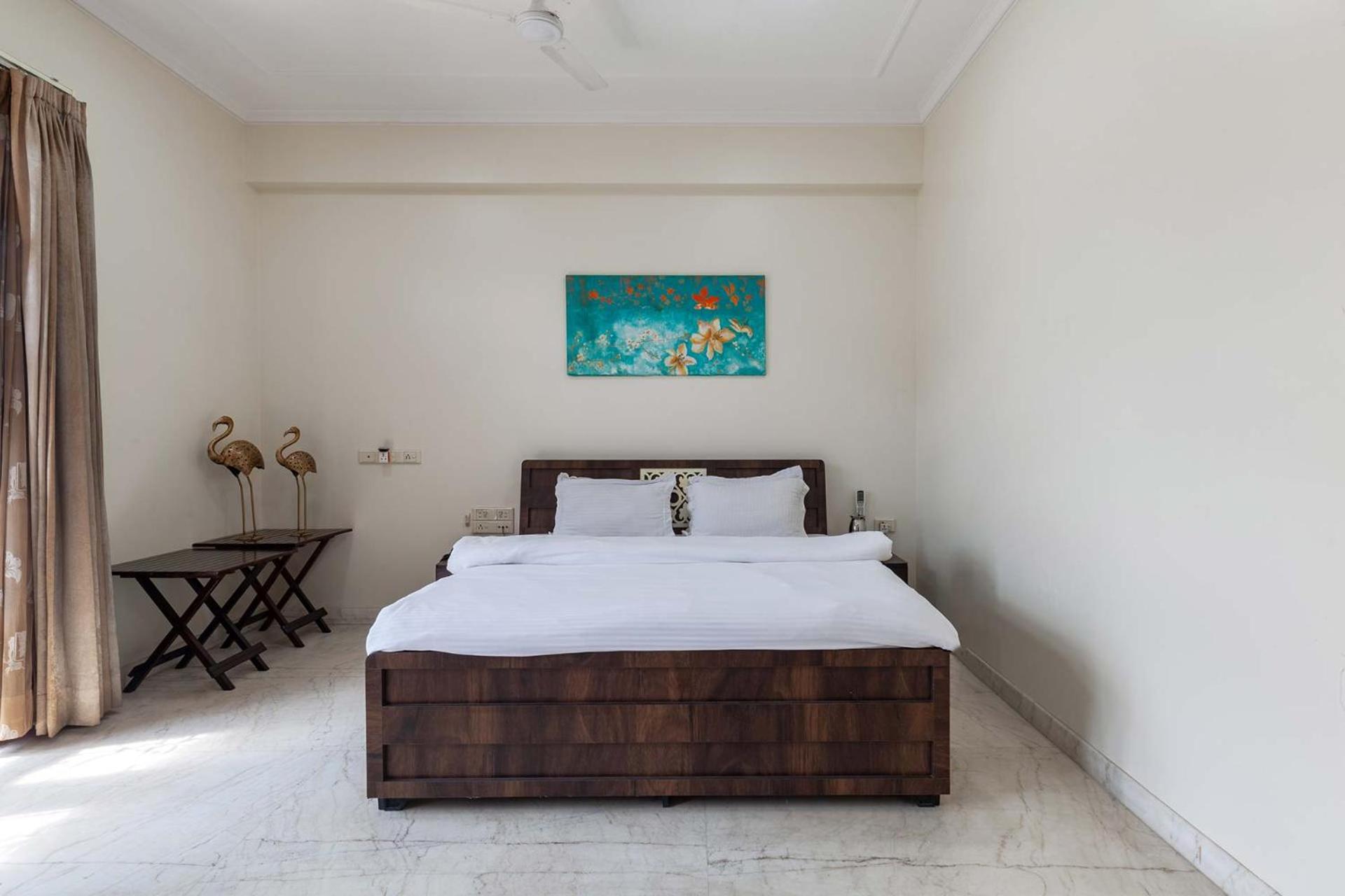 Villa Stayvista's Krishnalaya Mansion: Luxurious Retreat With Indoor Pool & Leisure Amenities