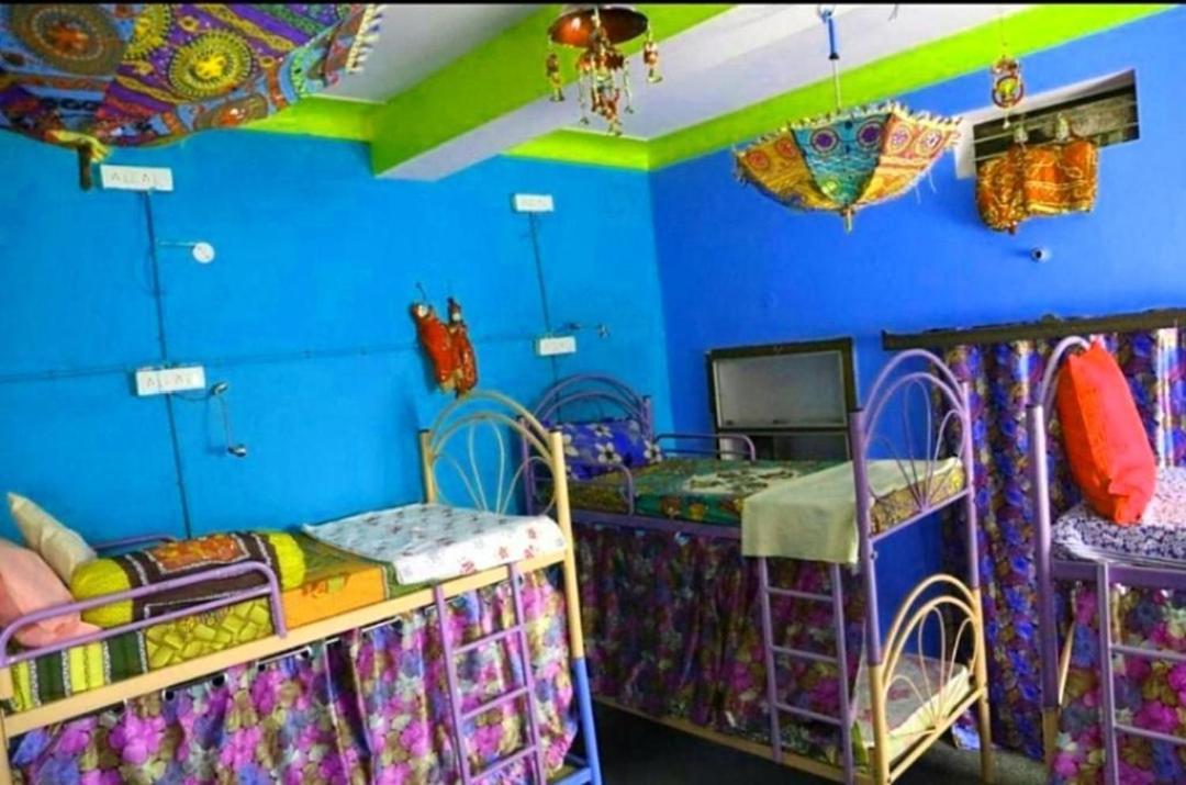 House Of Touristers & Cafe * Jaipur