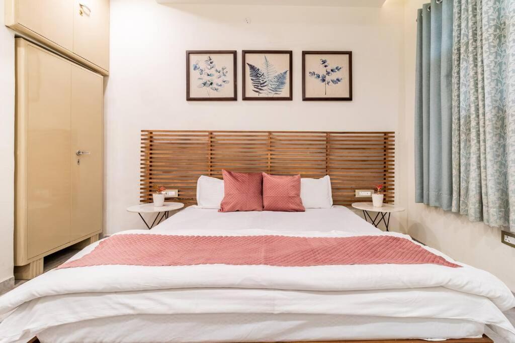 Stylish & Cozy Retreat With Jacuzzi Holiday home Jaipur