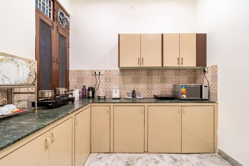 Holiday home Stylish & Cozy Retreat With Jacuzzi Jaipur