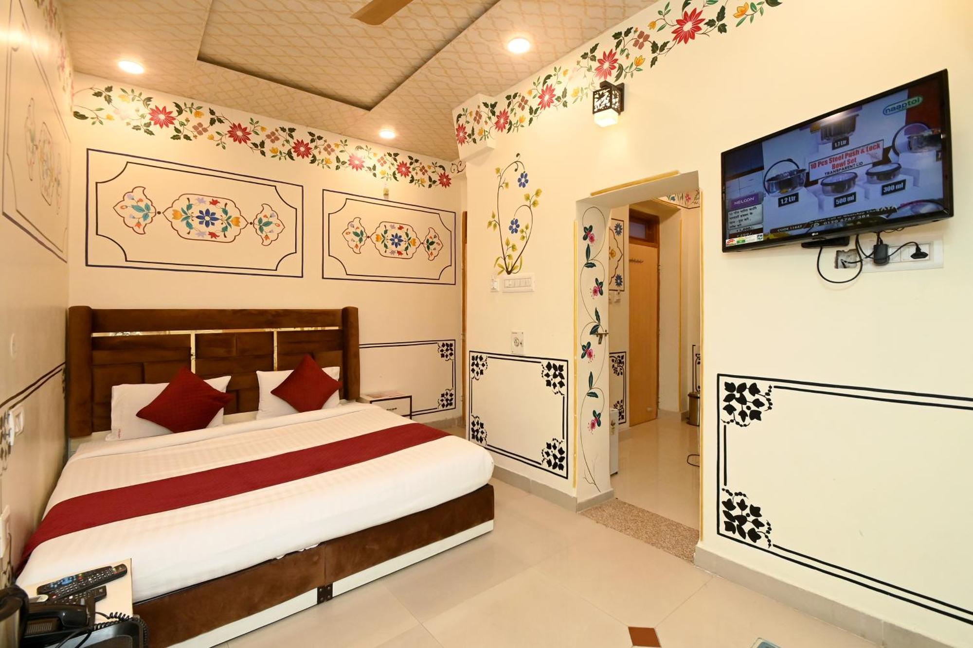Hotel Virasat Mahal Heritage Hotel-jaipur Center