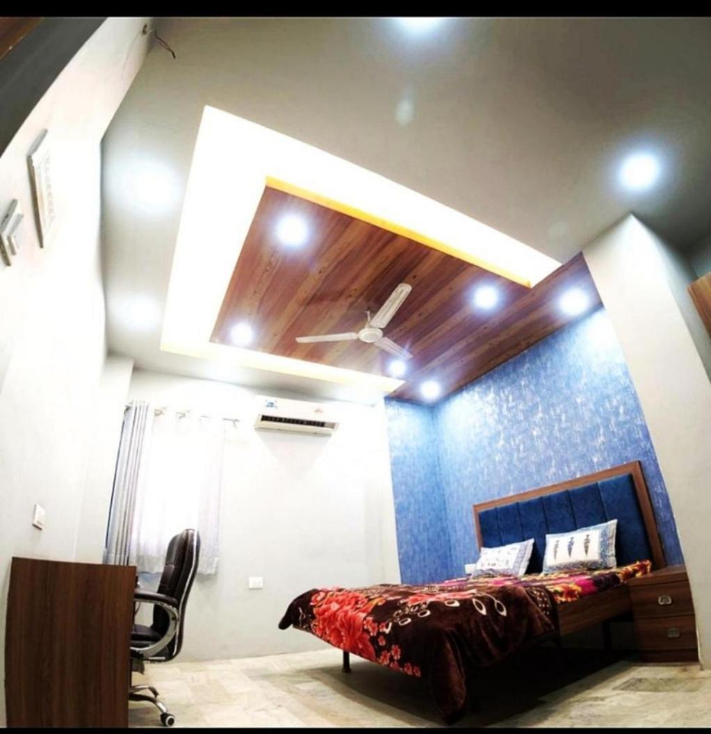 House Of Touristers & Cafe Guest house *