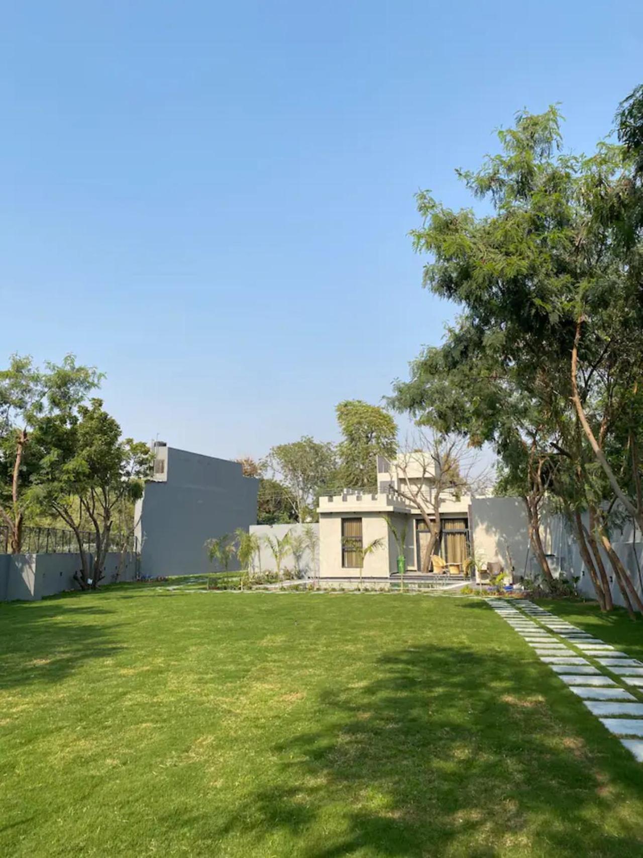 Villa 1983 Garden With Pool *