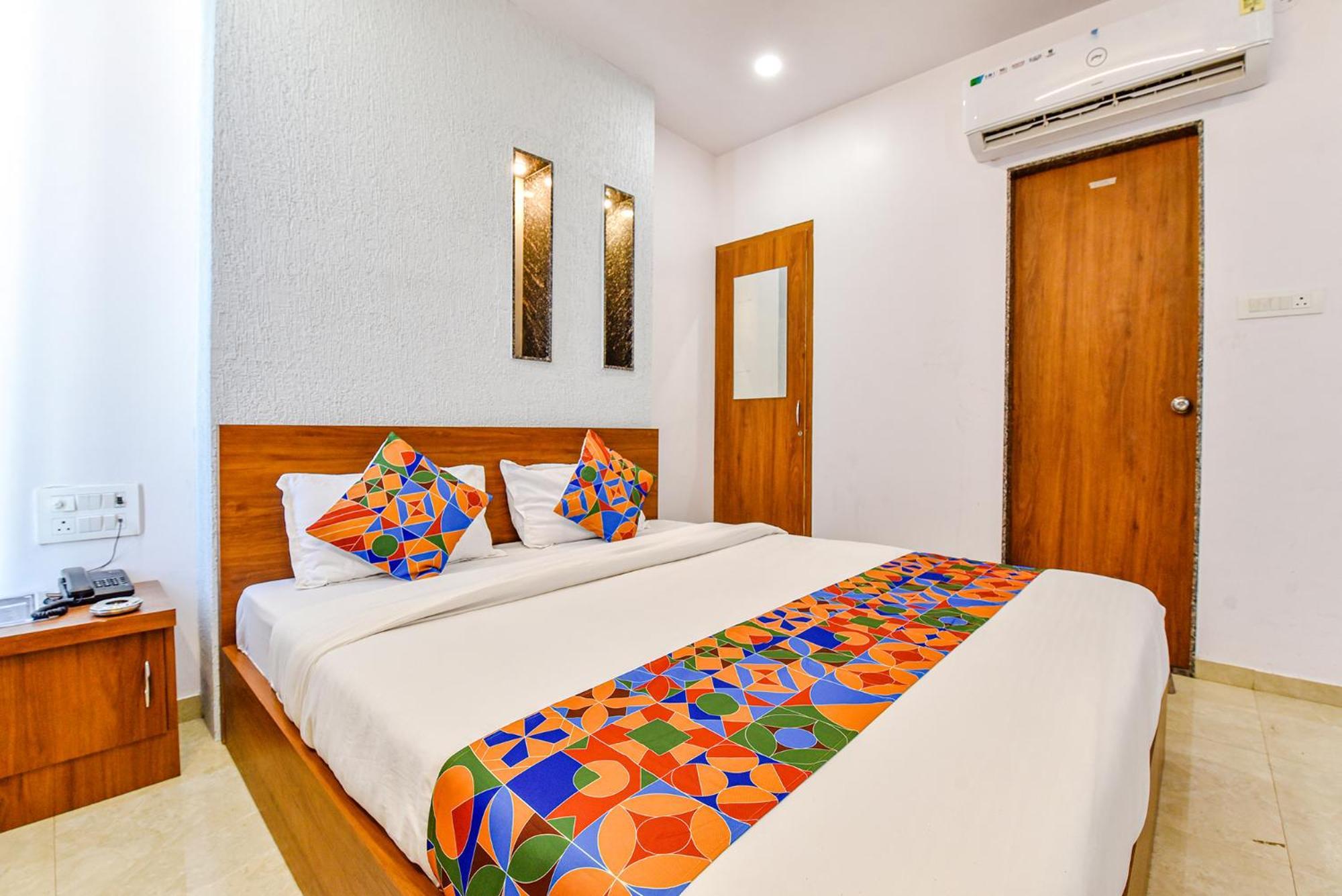 Fabhotel Deep Palace Hotel