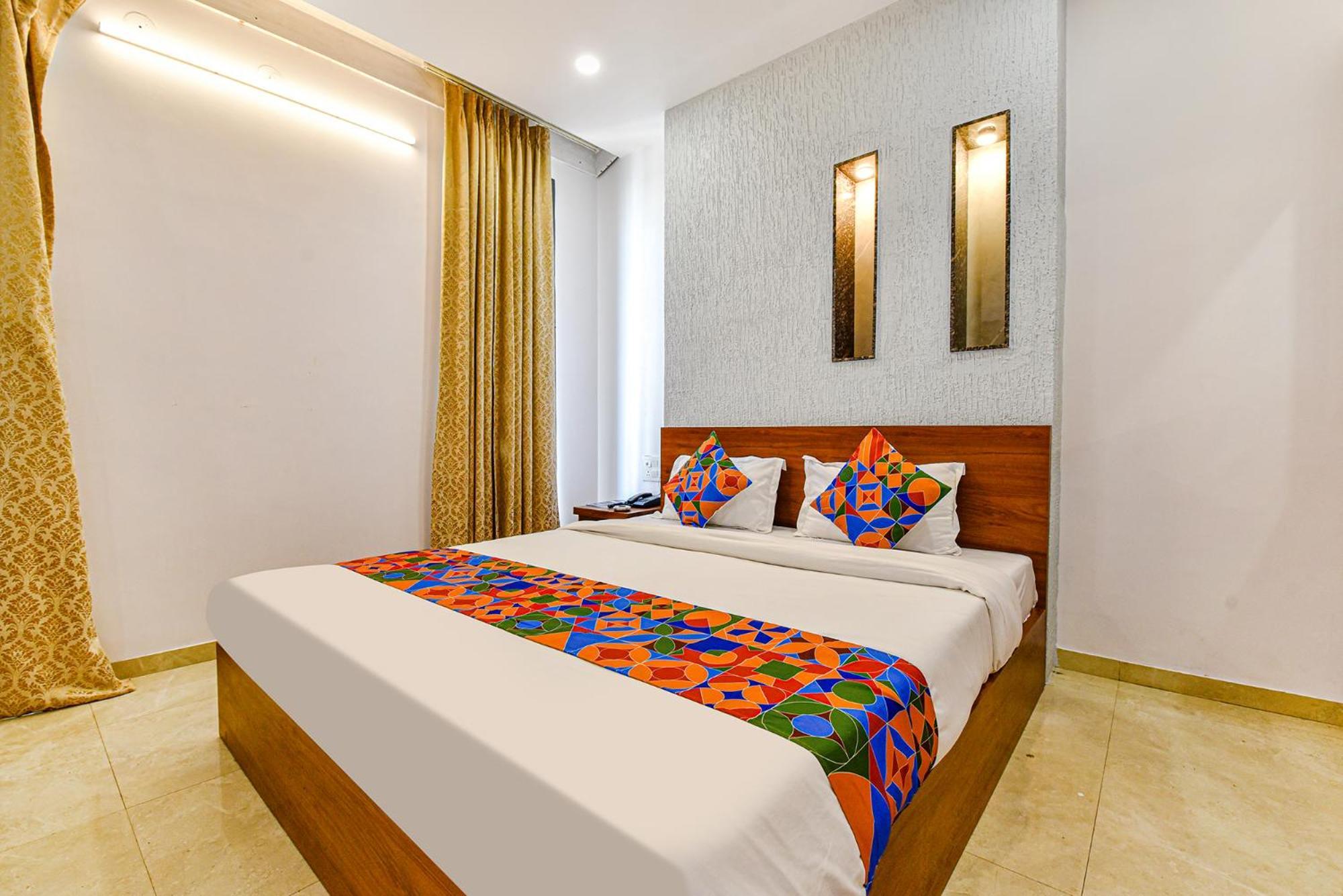 Fabhotel Deep Palace Hotel