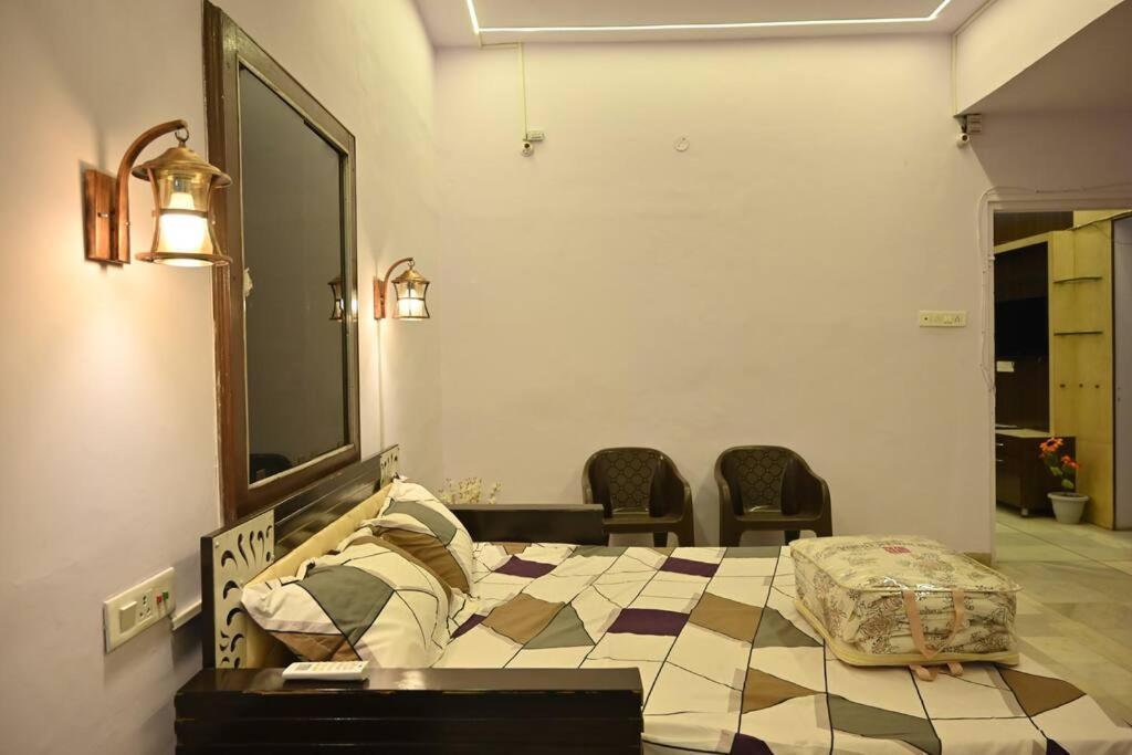 Colonel's * Jaipur