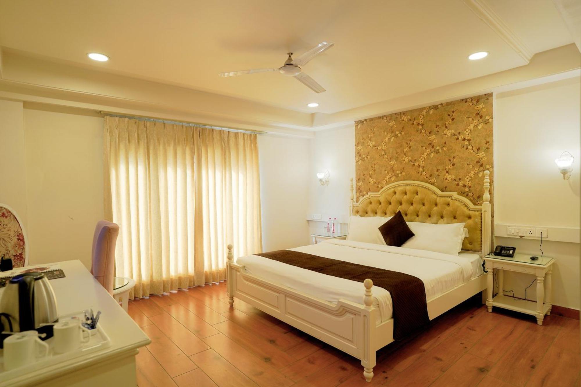 Cygnett Lite Grand, 4* Jaipur