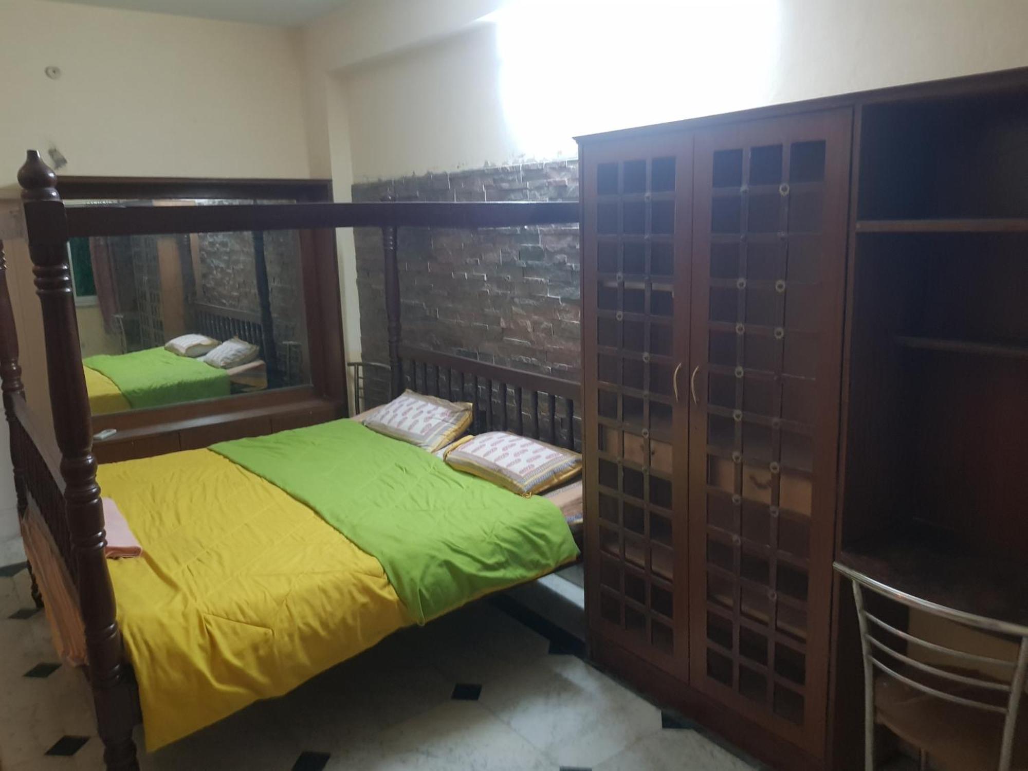 Sureli Haveli Homestay *