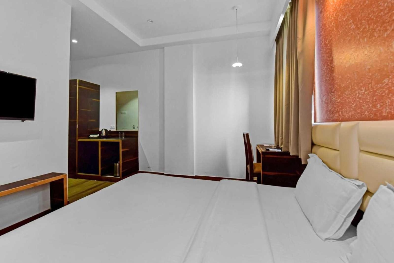 Collection O Karma Hotel