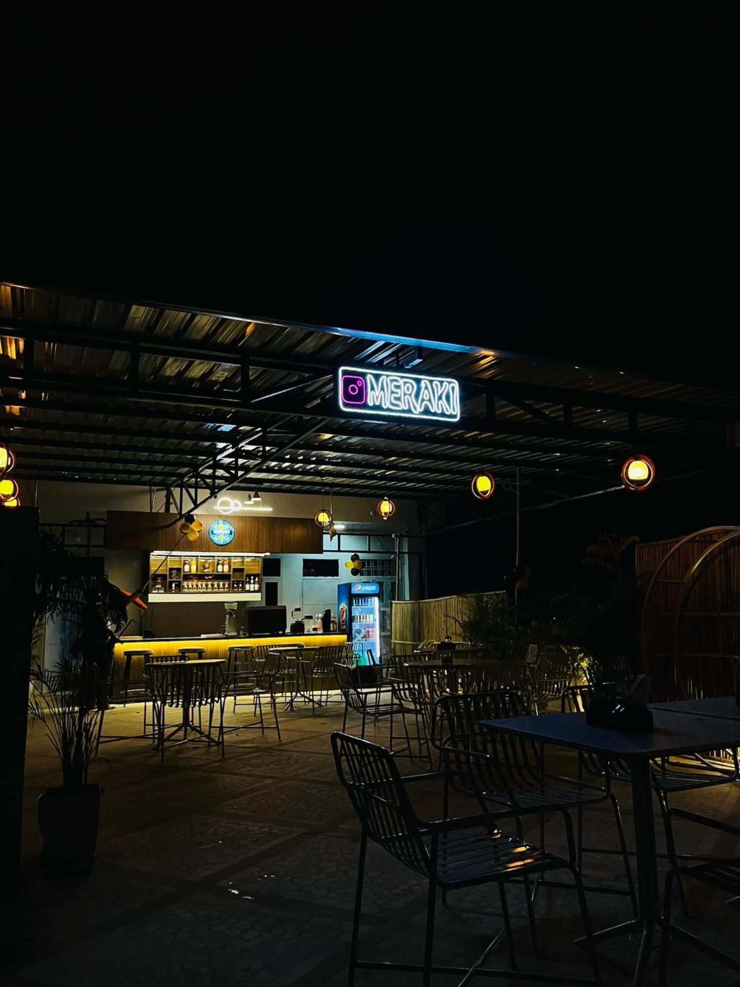 Mojo M -airport Boutique 3*