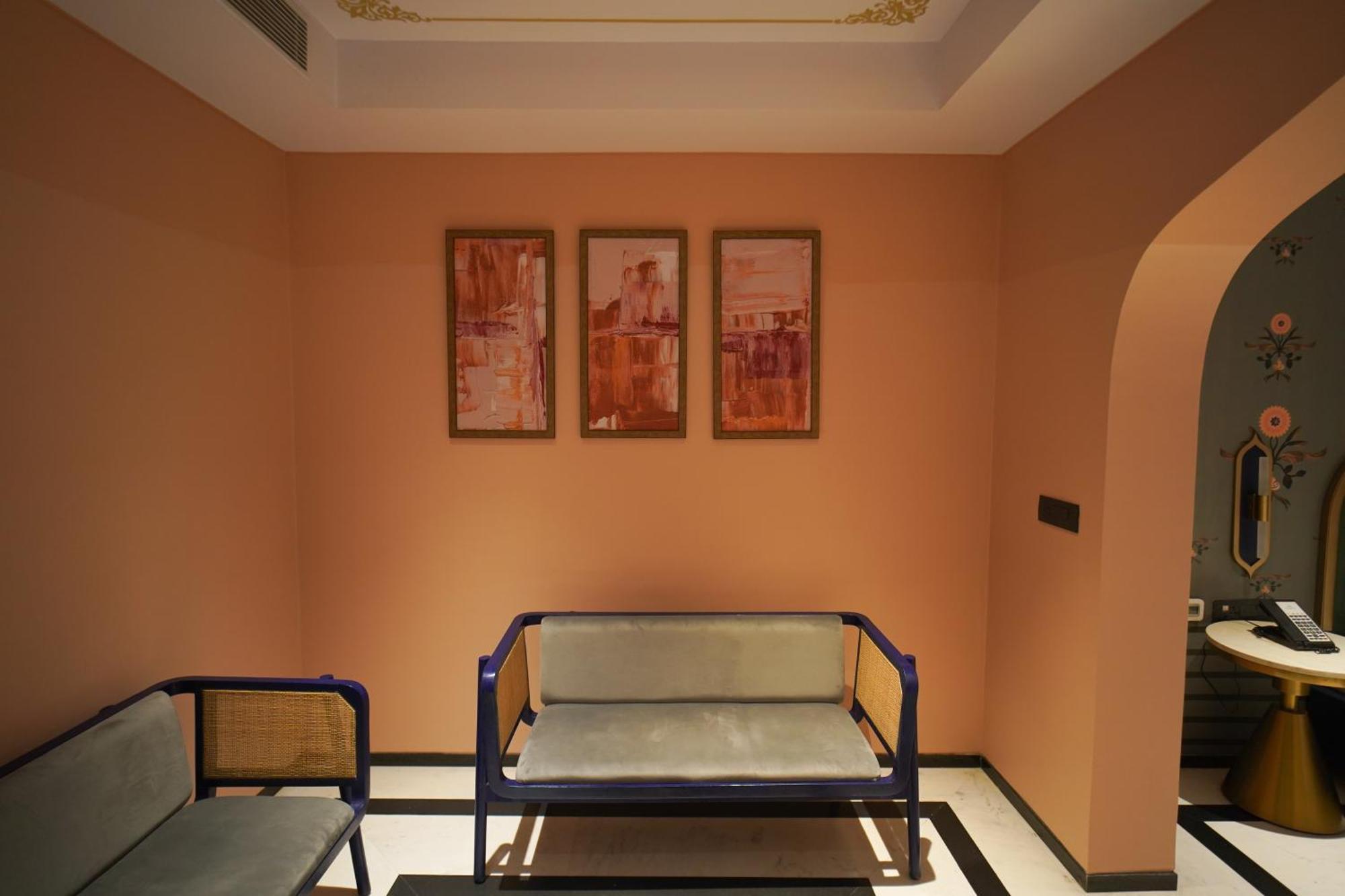 Hotel Bur'dera - A Boutique Luxury