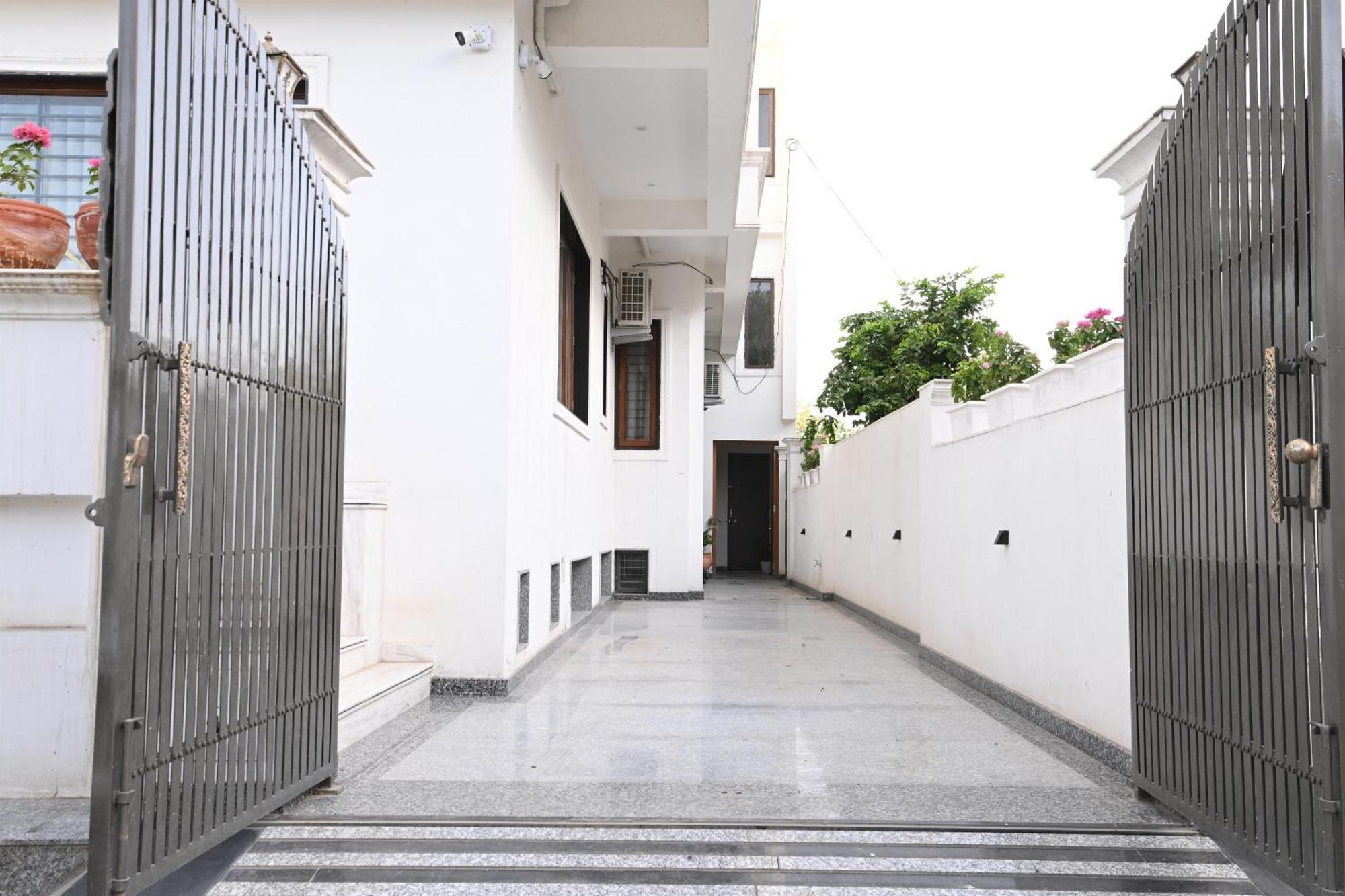 Hadendra Residences *