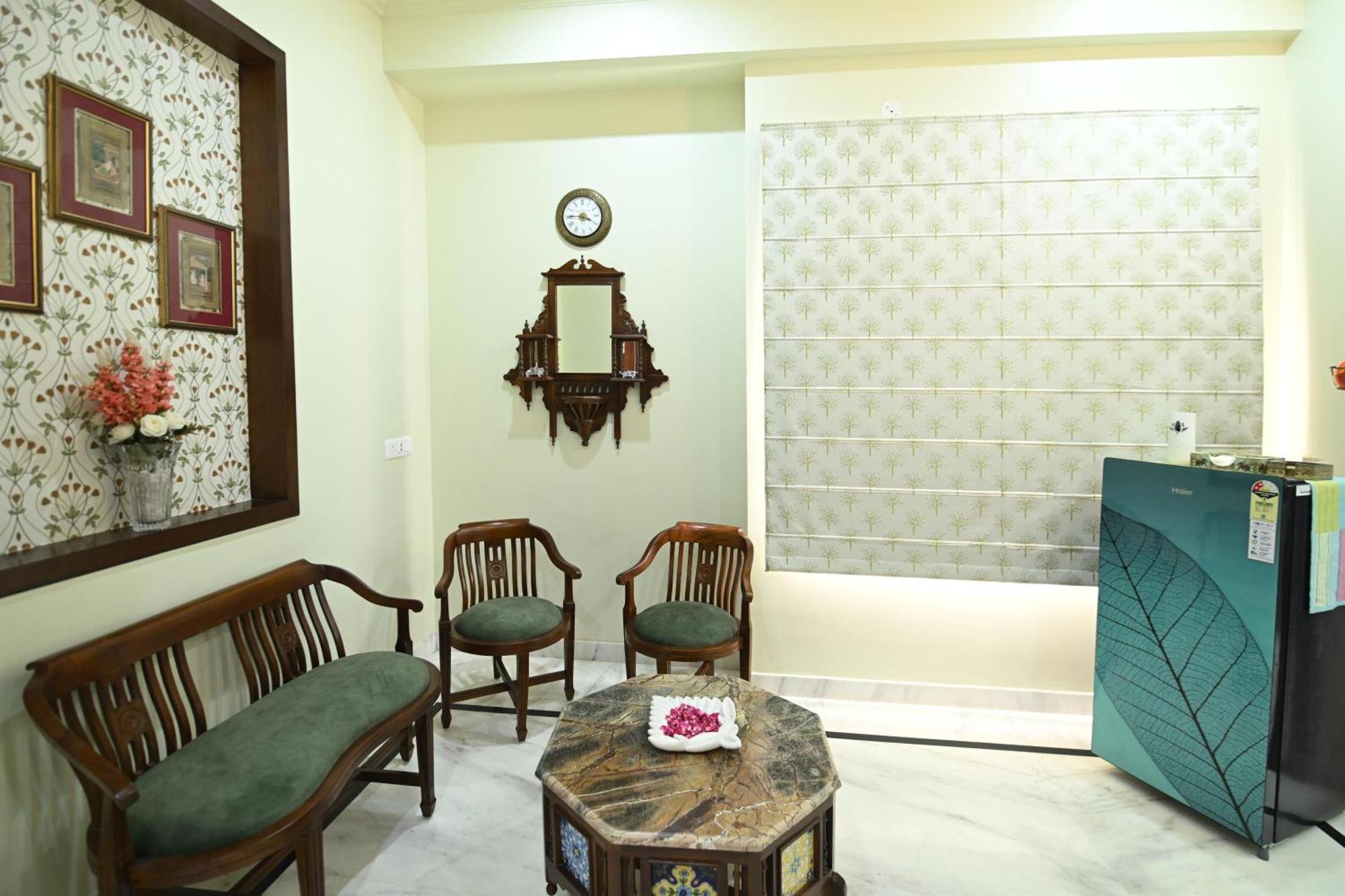 Hadendra Residences *