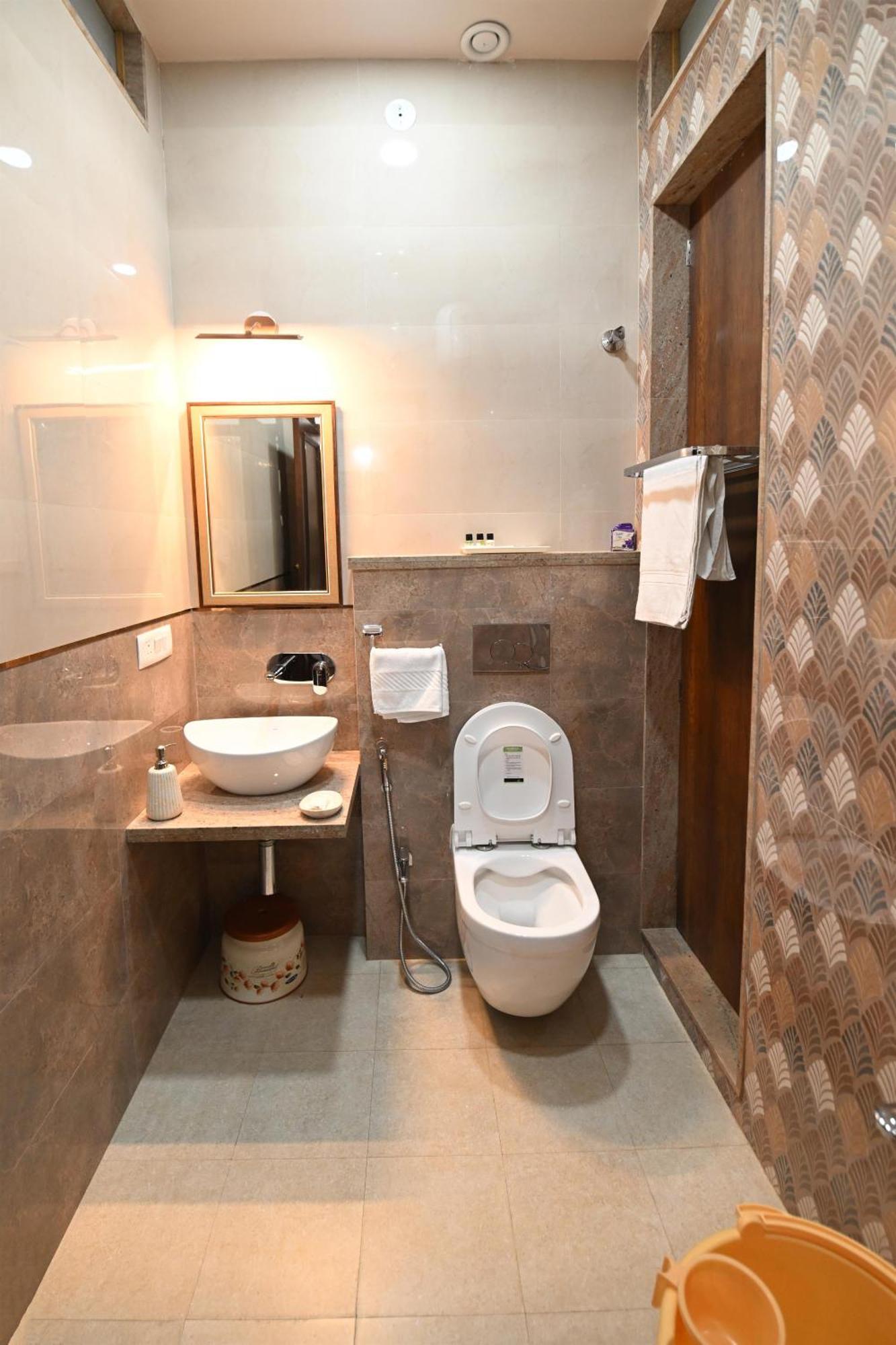 Hadendra Residences Homestay *