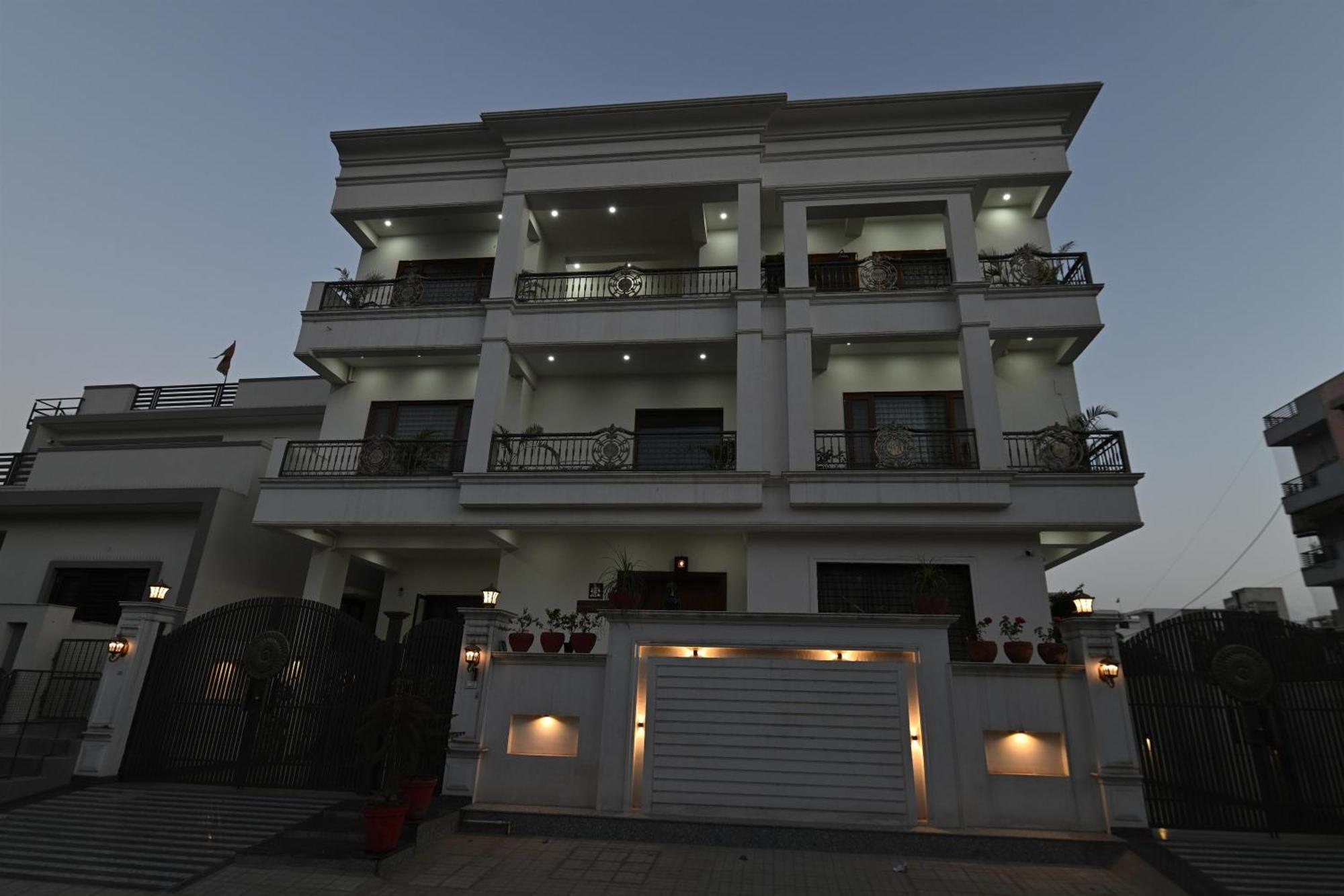 Homestay Hadendra Residences Jaipur
