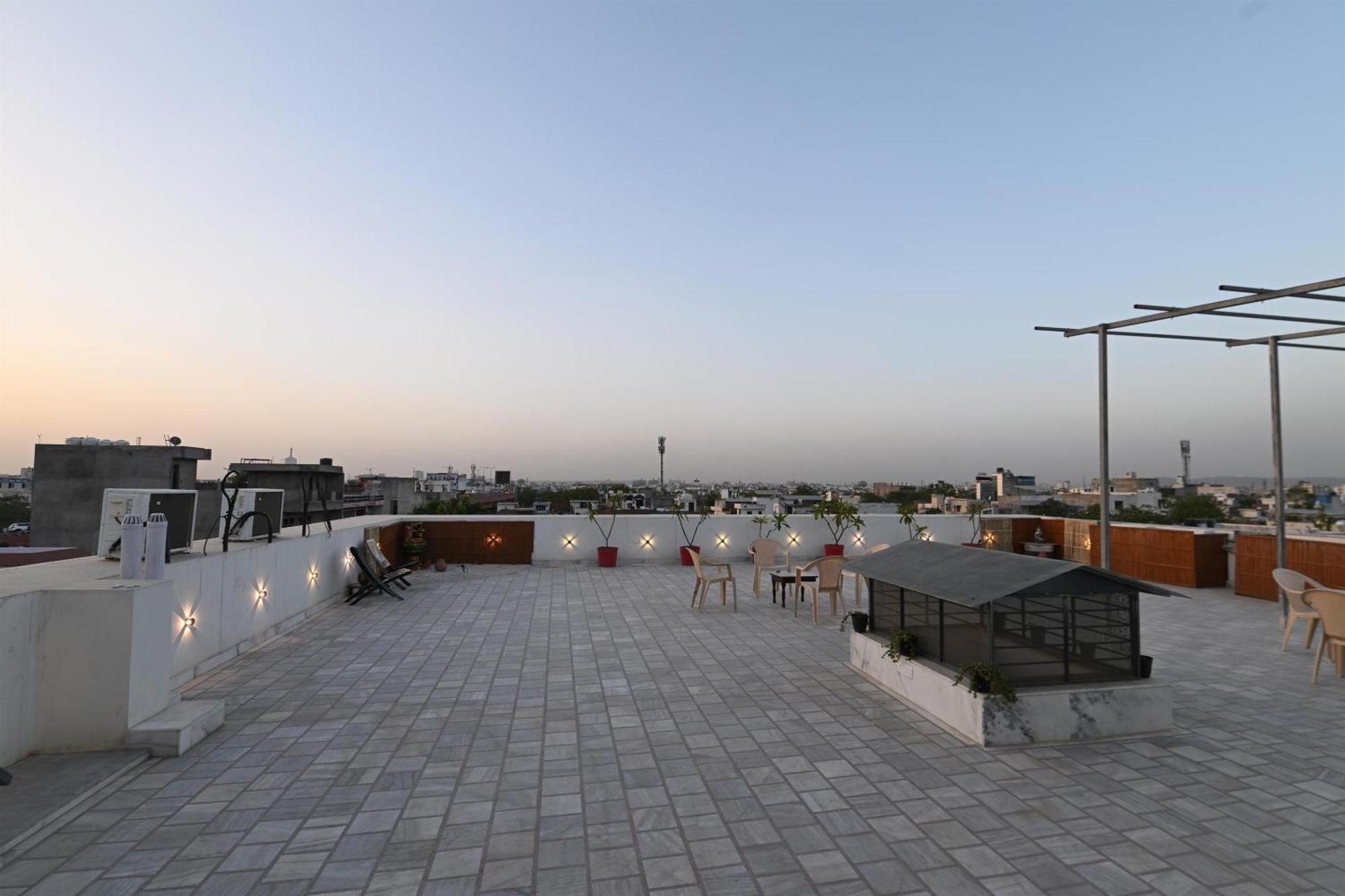 Hadendra Residences Homestay