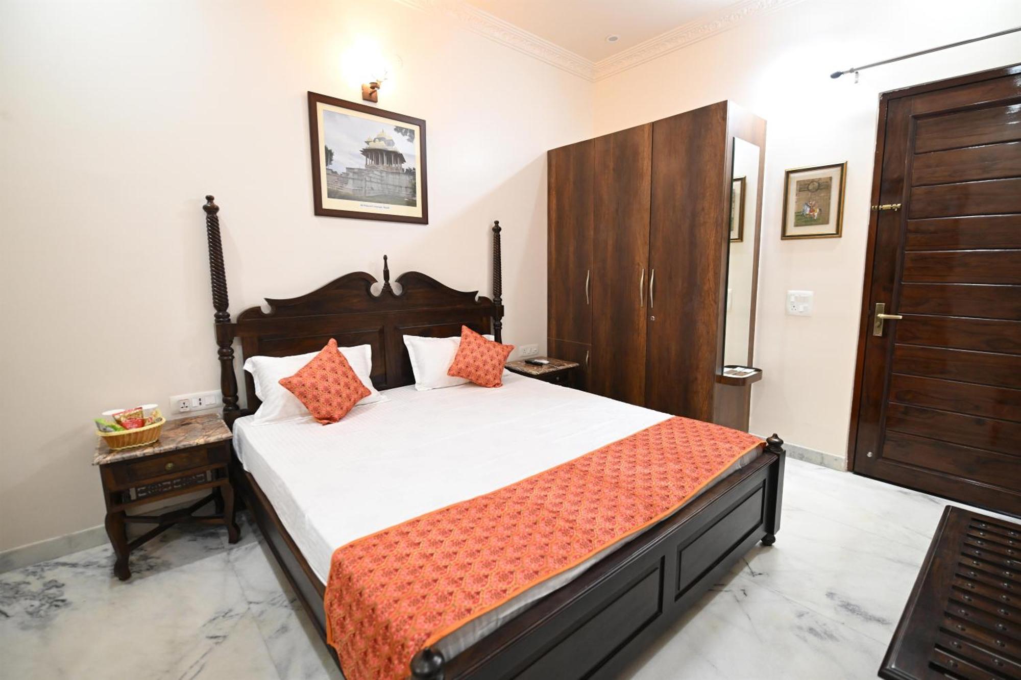 Hadendra Residences Homestay