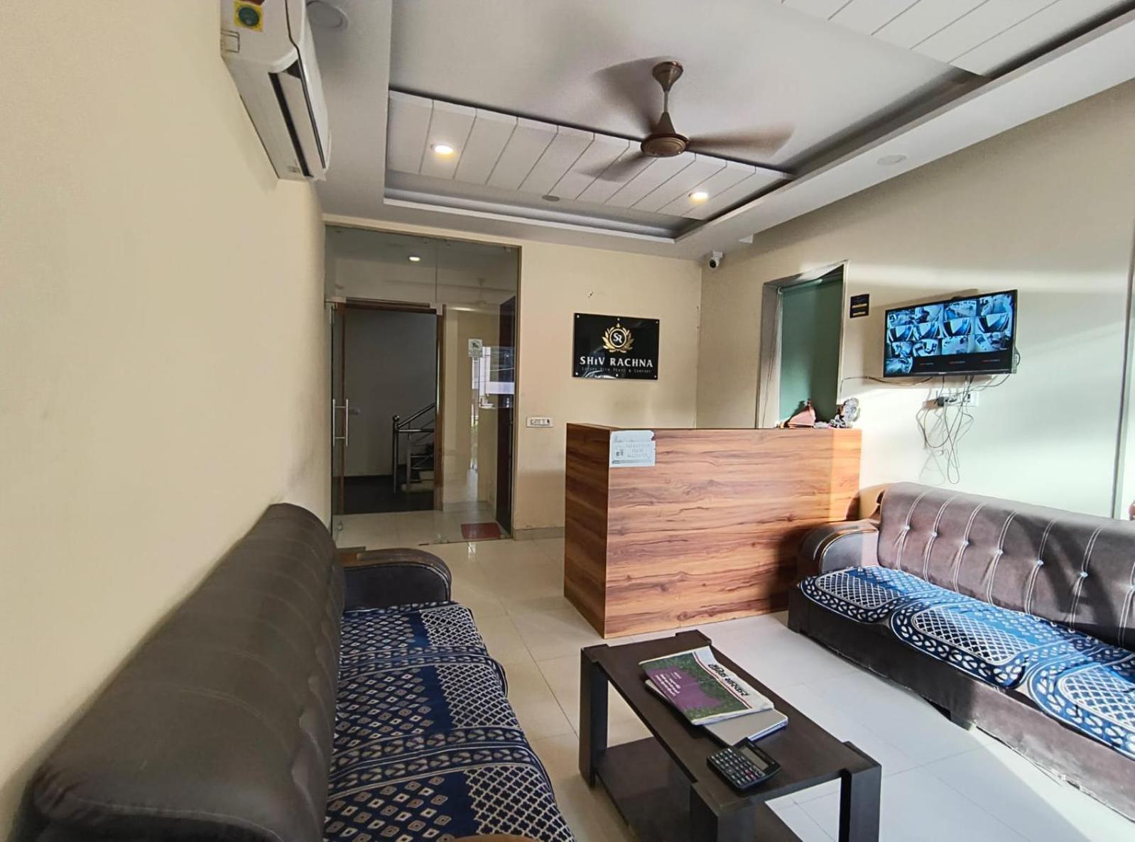 Hotel Shiv Rachna 3*