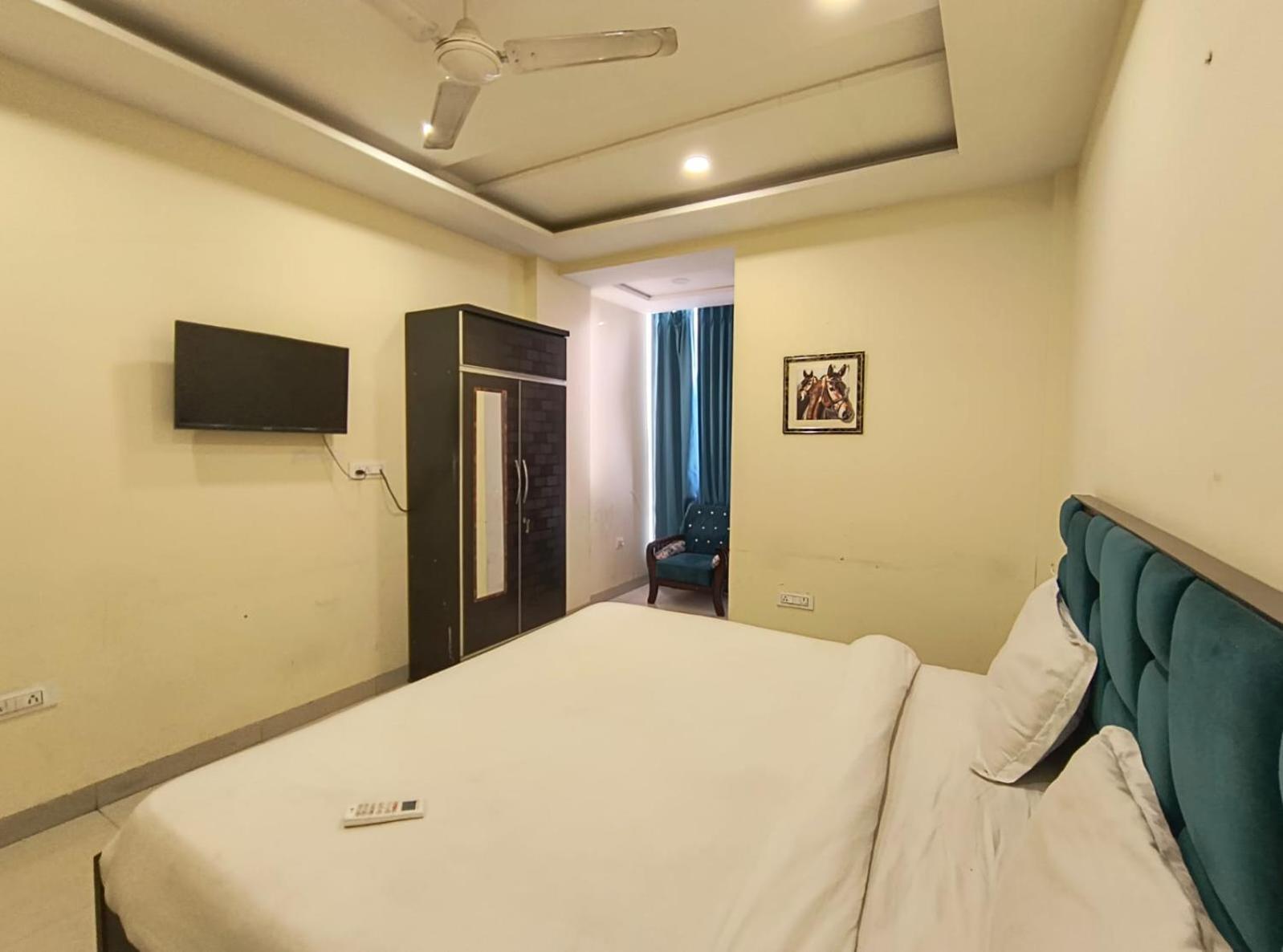 Hotel Shiv Rachna 3*