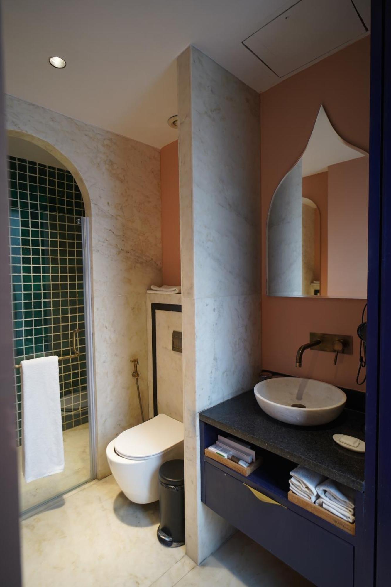 Bur'dera - A Boutique Luxury 4*