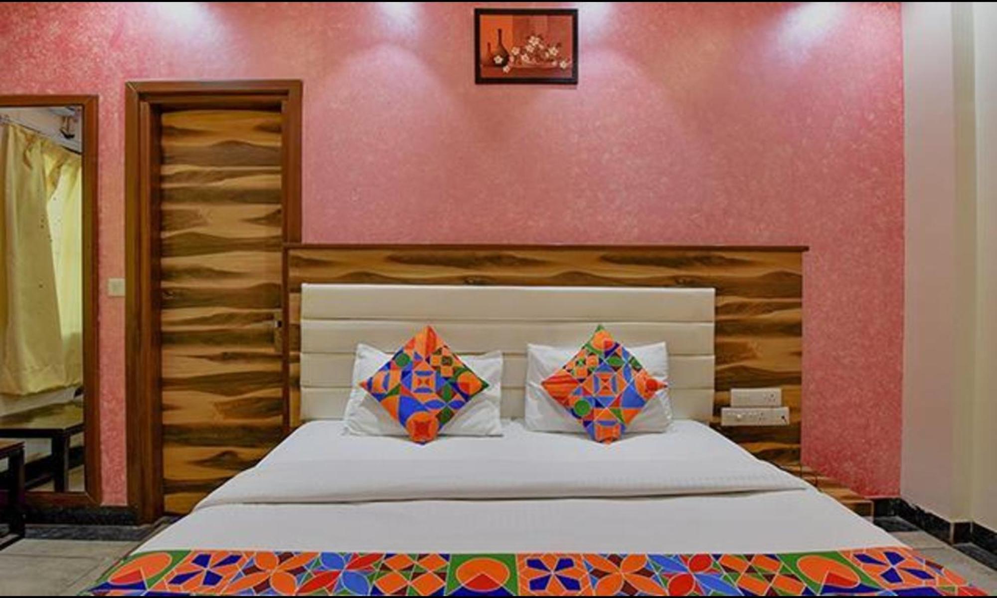 Fabhotel The Wind Palace Jaipur