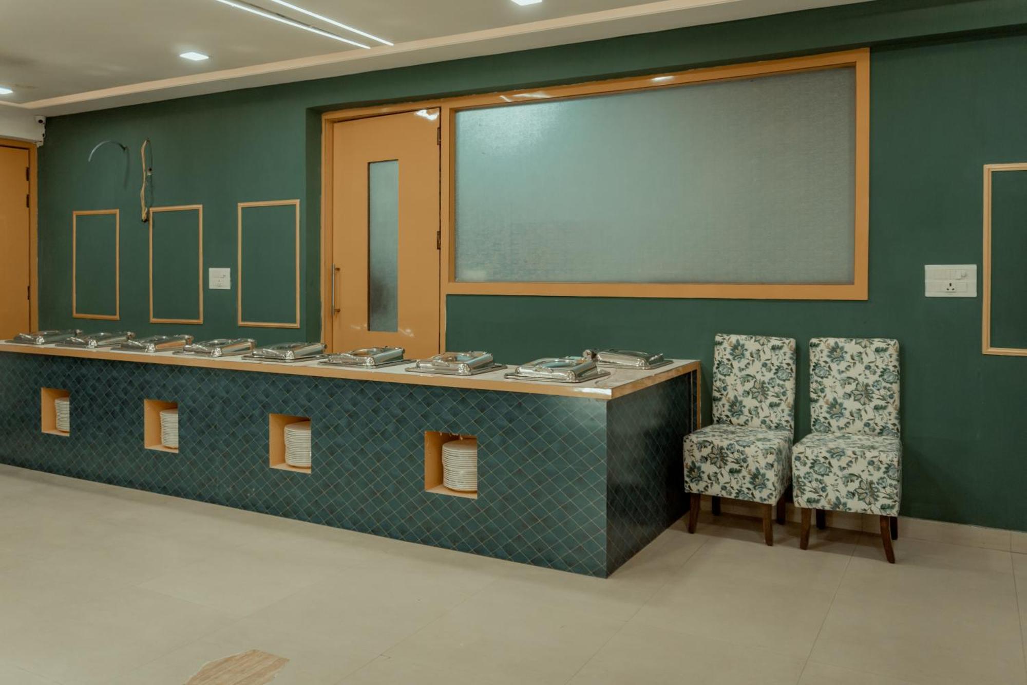 Hotel Sahibs Corporate - Family & Corporate