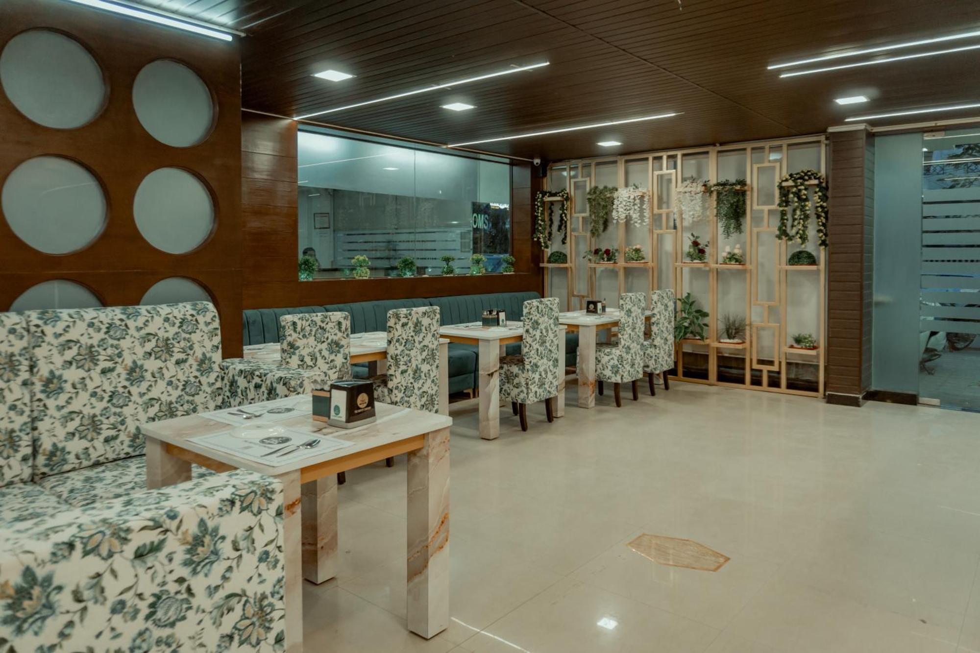 Sahibs Corporate - Family & Corporate 3* Jaipur