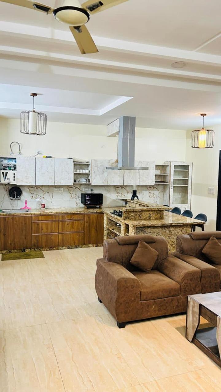 Villa Divine Out House *