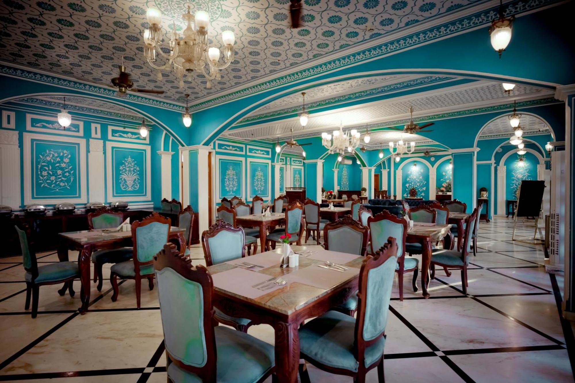 Umaid Farm Resort- A Legancy Vintage In Jaipur