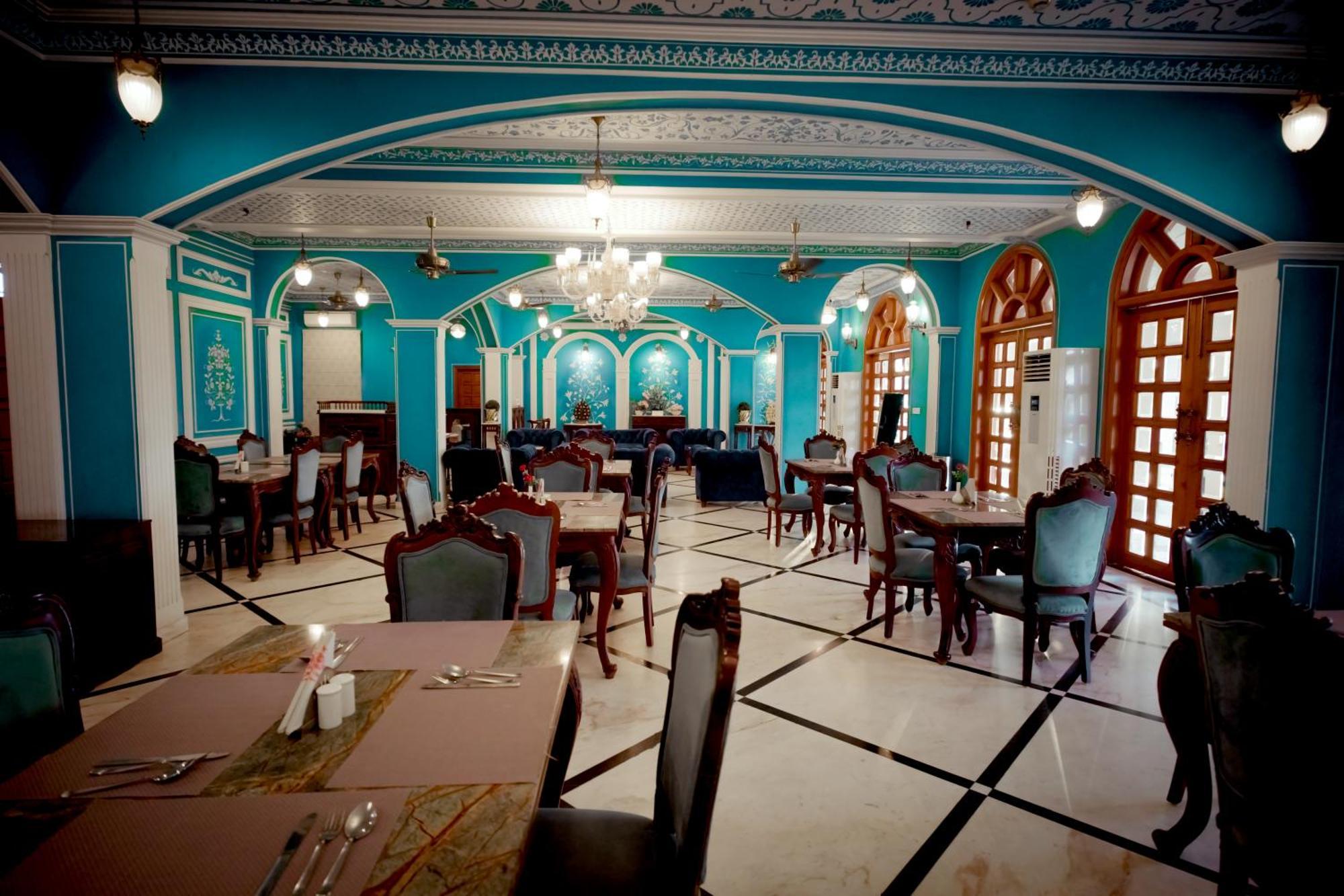 Umaid Farm Resort- A Legancy Vintage In 4* Jaipur