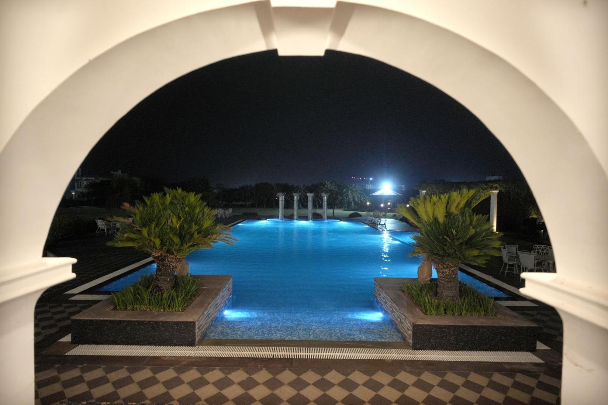 Umaid Farm Resort- A Legancy Vintage In 4* Jaipur