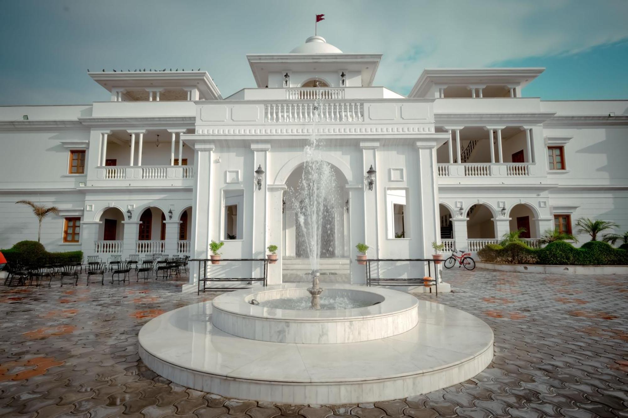 Umaid Farm Resort- A Legancy Vintage In Resort 4*