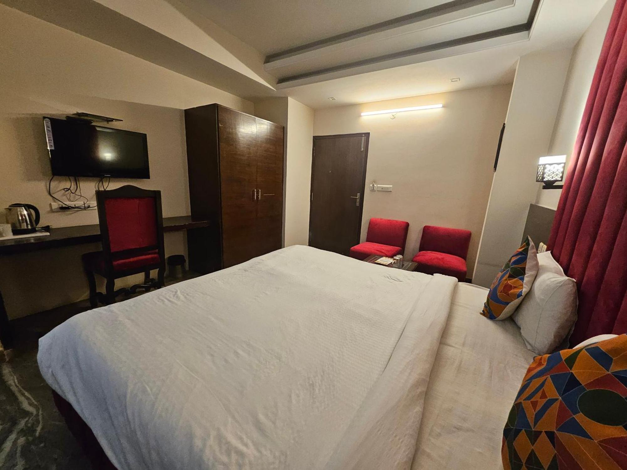 Sahibs Corporate - Family & Corporate Hotel Jaipur