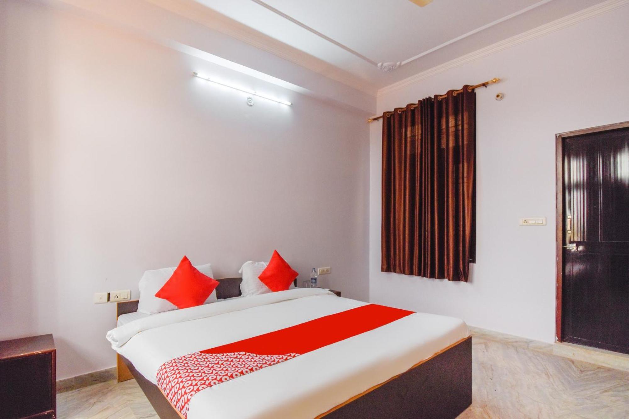 Hotel O Kanha