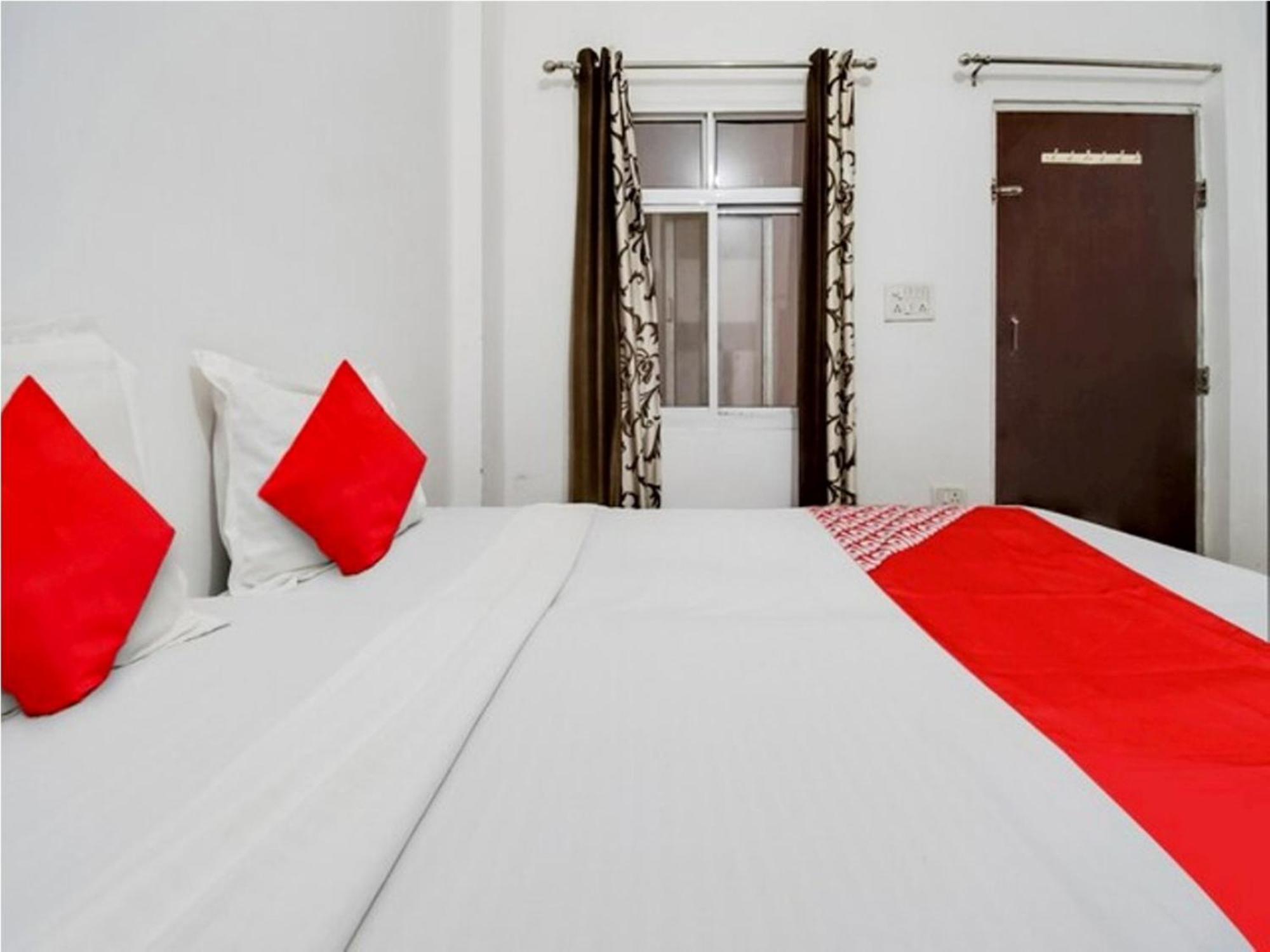 Hotel Dev Mansarovar