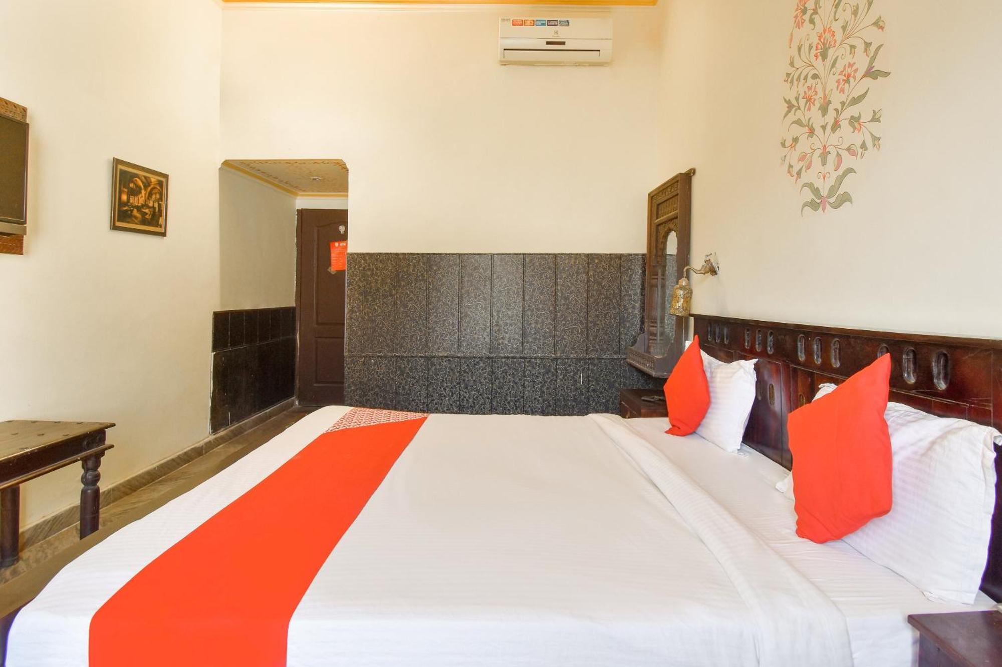 Hotel O Ashok Palace Jaipur