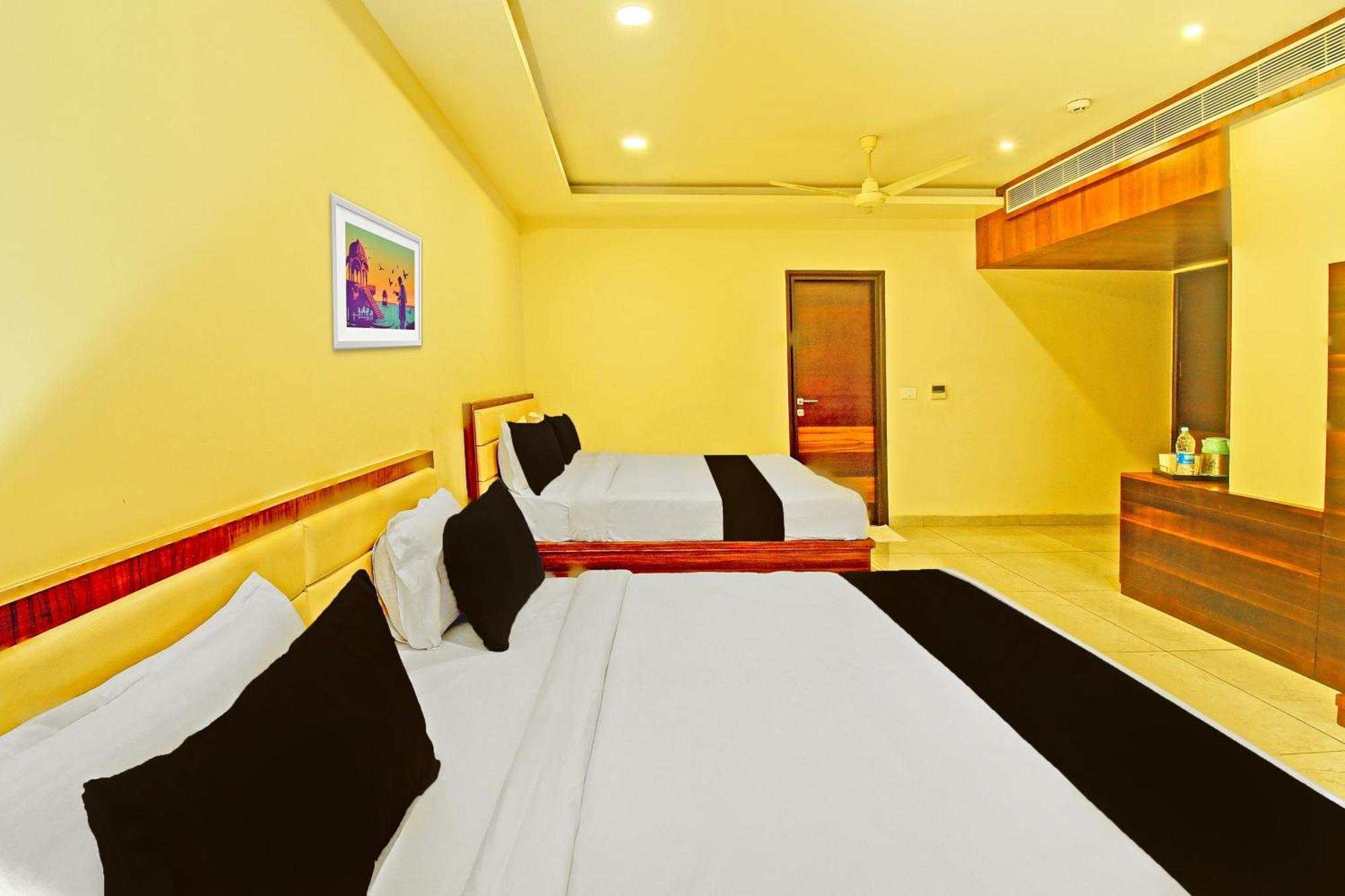 Hotel Golden Eagle By Wizowll Group Of And Banquet Jaipur