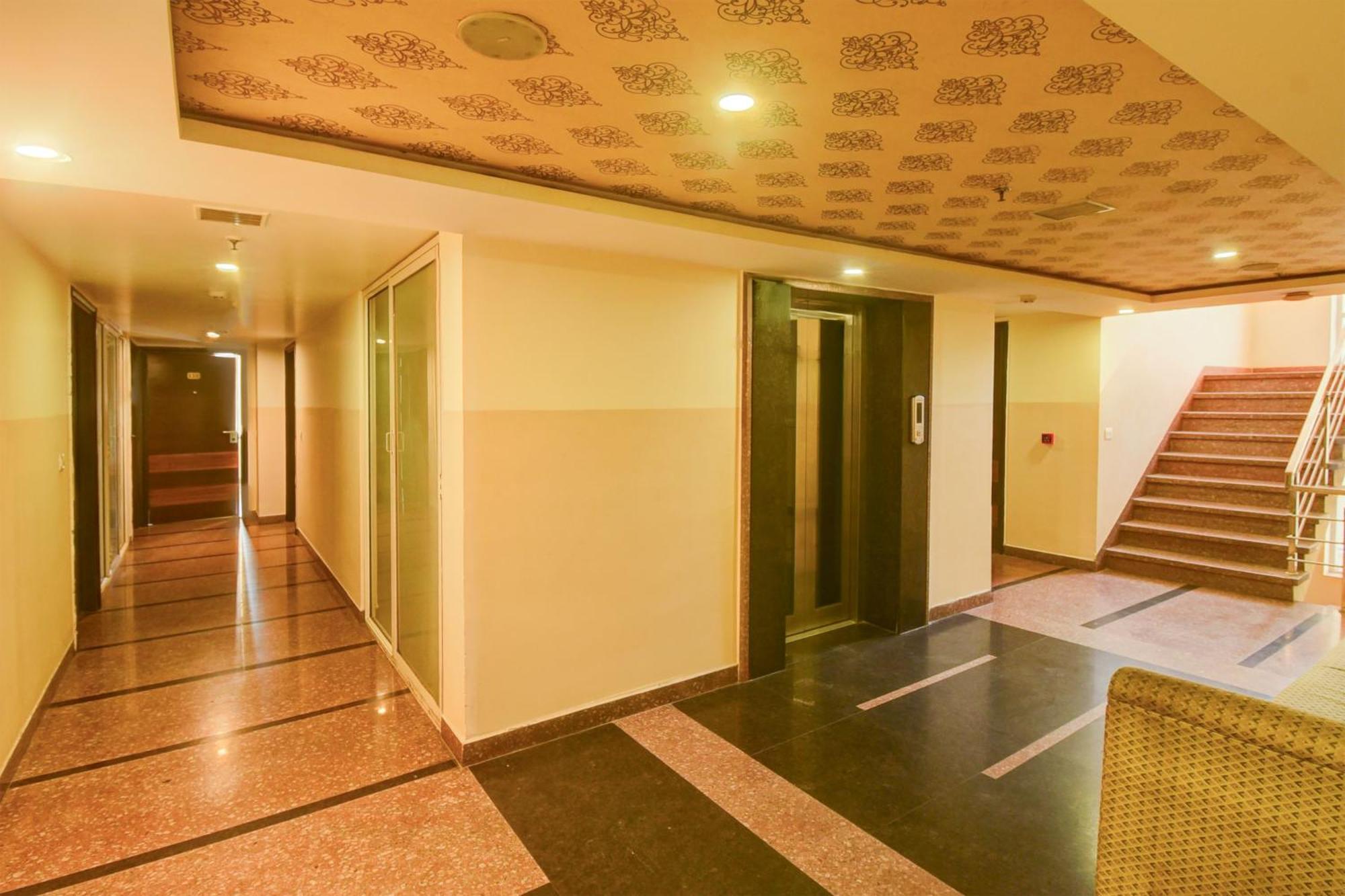 Golden Eagle By Wizowll Group Of And Banquet Hotel Jaipur