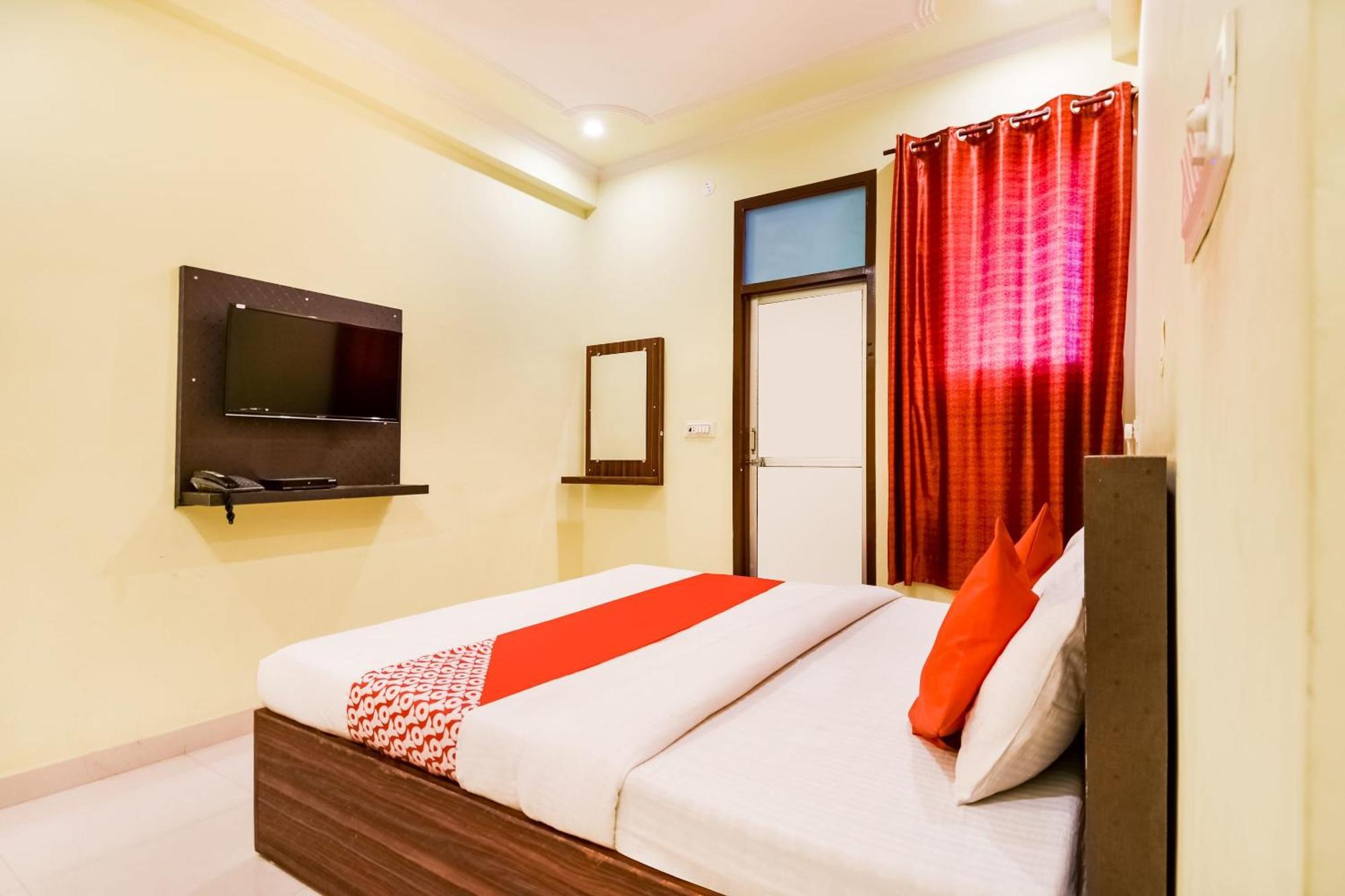 Hotel Govindam Plaza
