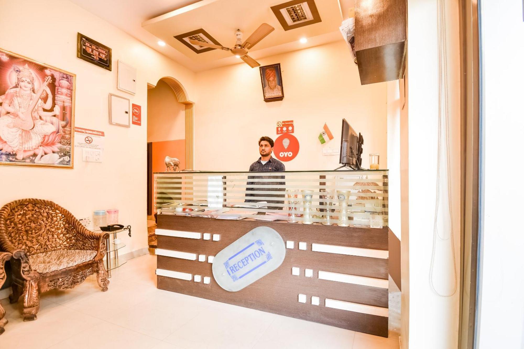 Govindam Plaza Hotel 2*