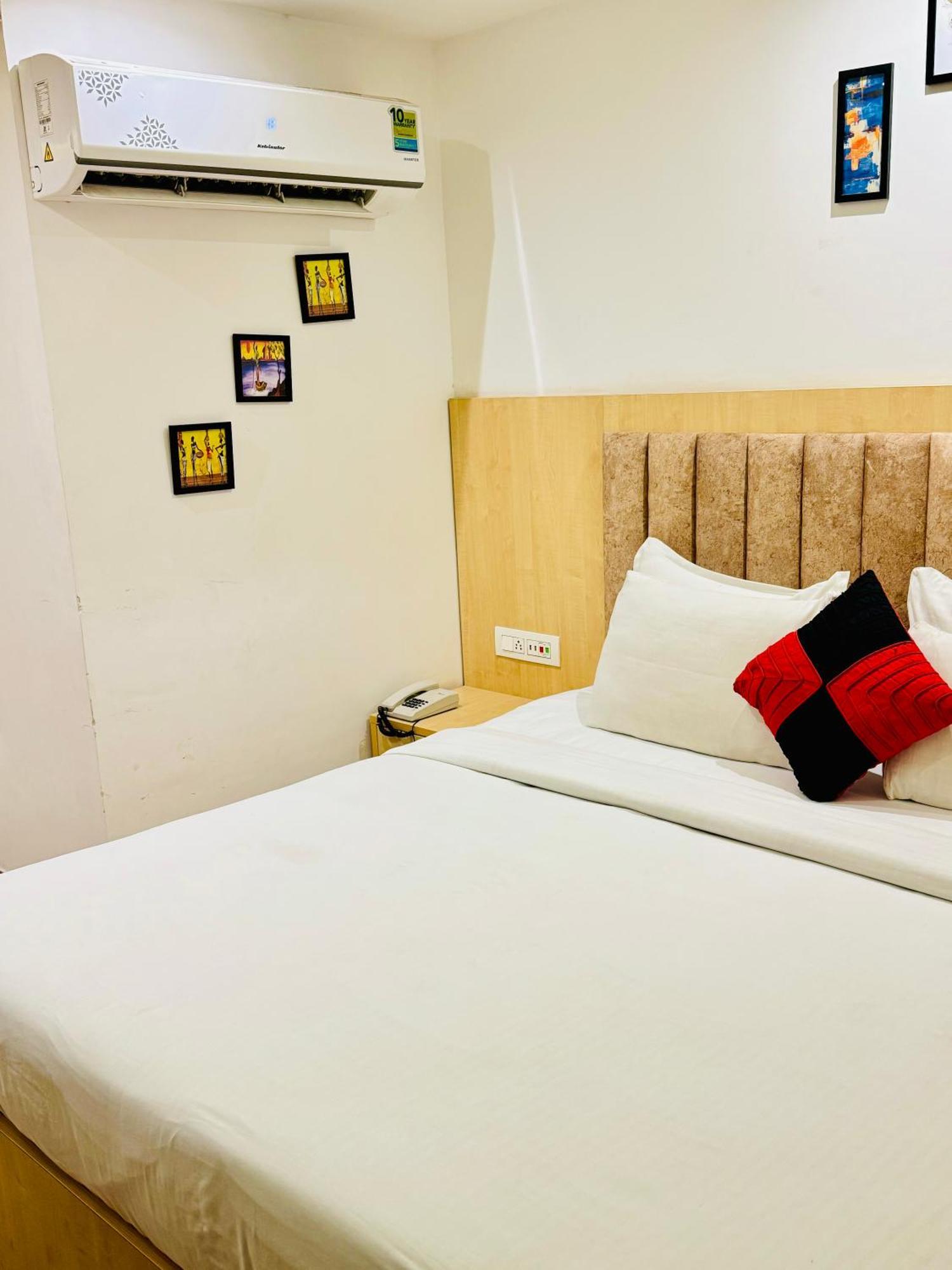 Pink Grand Anukampa 4* Jaipur