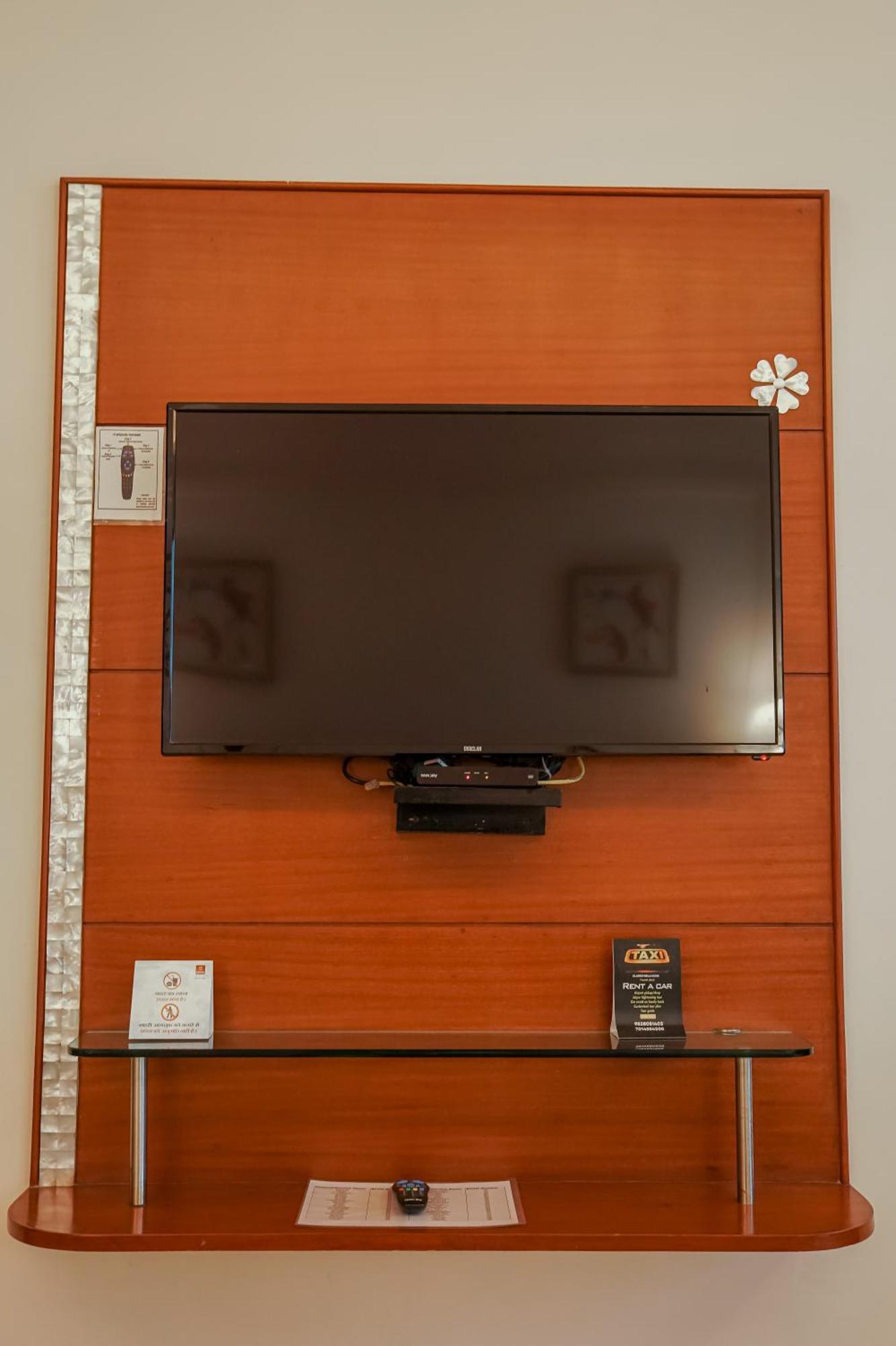 Clarion Bella Casa At Airport Hotel 4*
