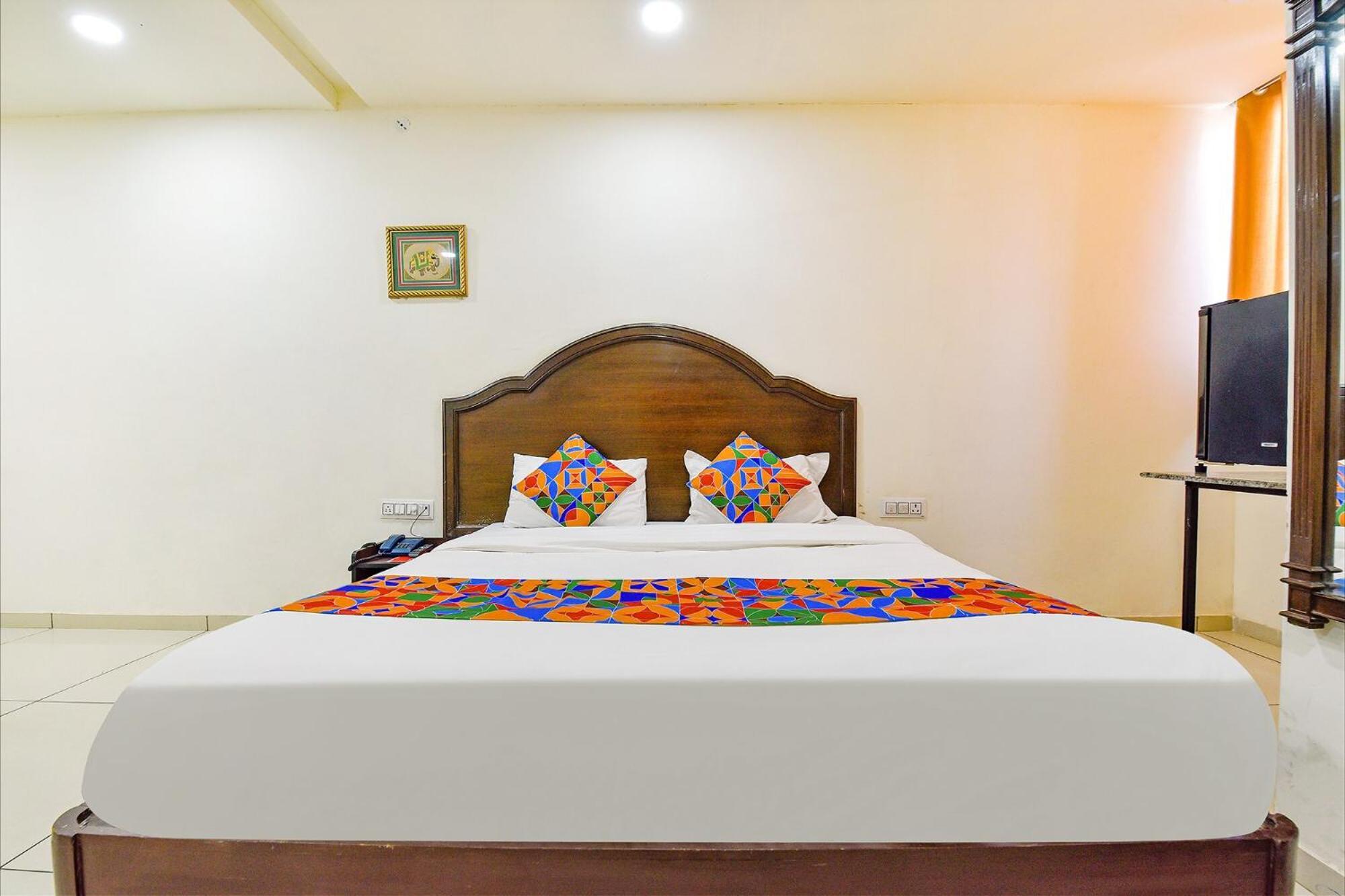 Hotel Fabhotel Monark 4*