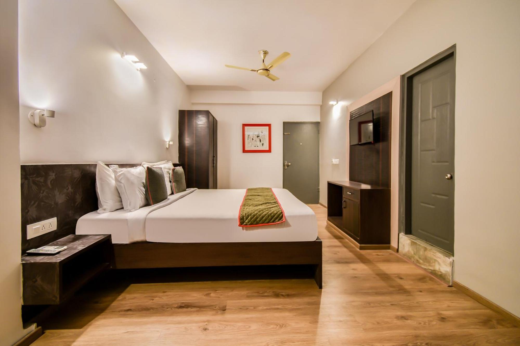 Hotel O Luxurs Jaipur