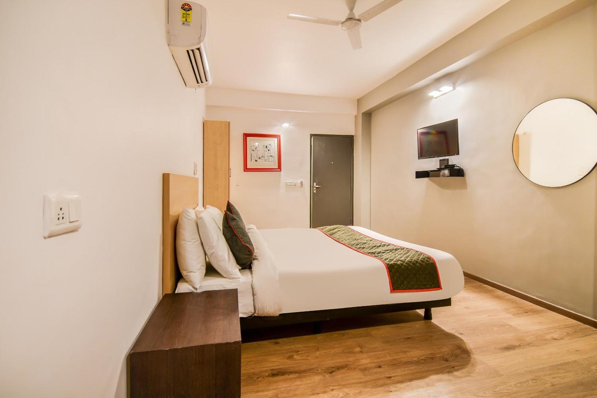 O Luxurs Hotel