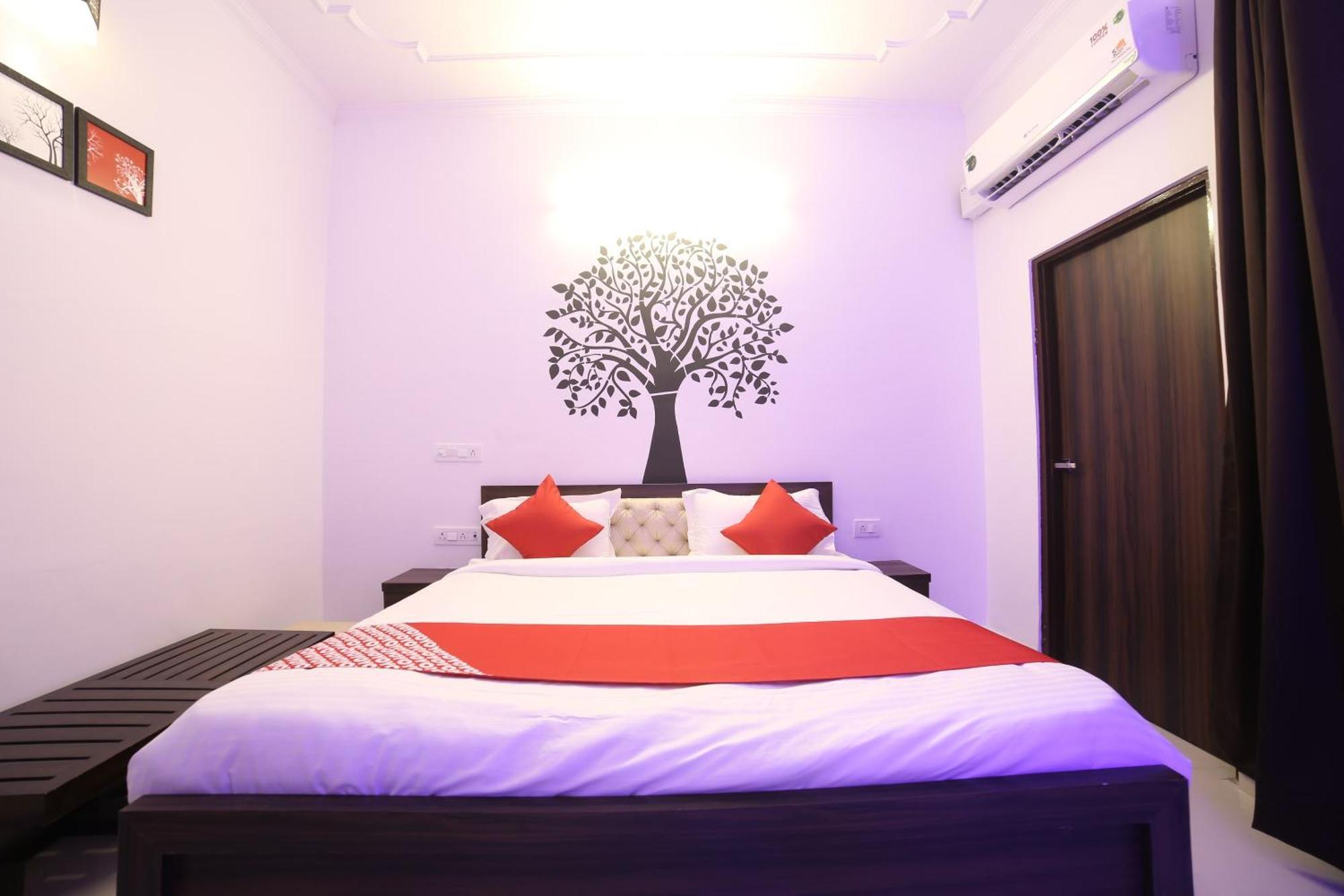 Hotel Flagship Crossroads Jaipur